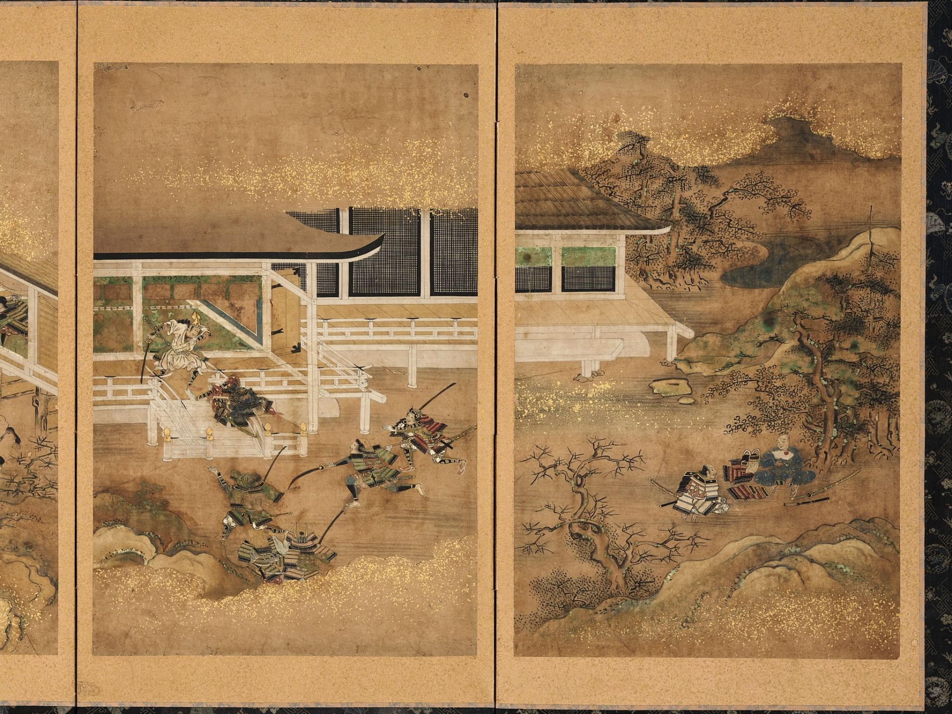 A SIX-PANEL FOLDING SCREEN DEPICTING A BATTLE SCENE - Image 5 of 5