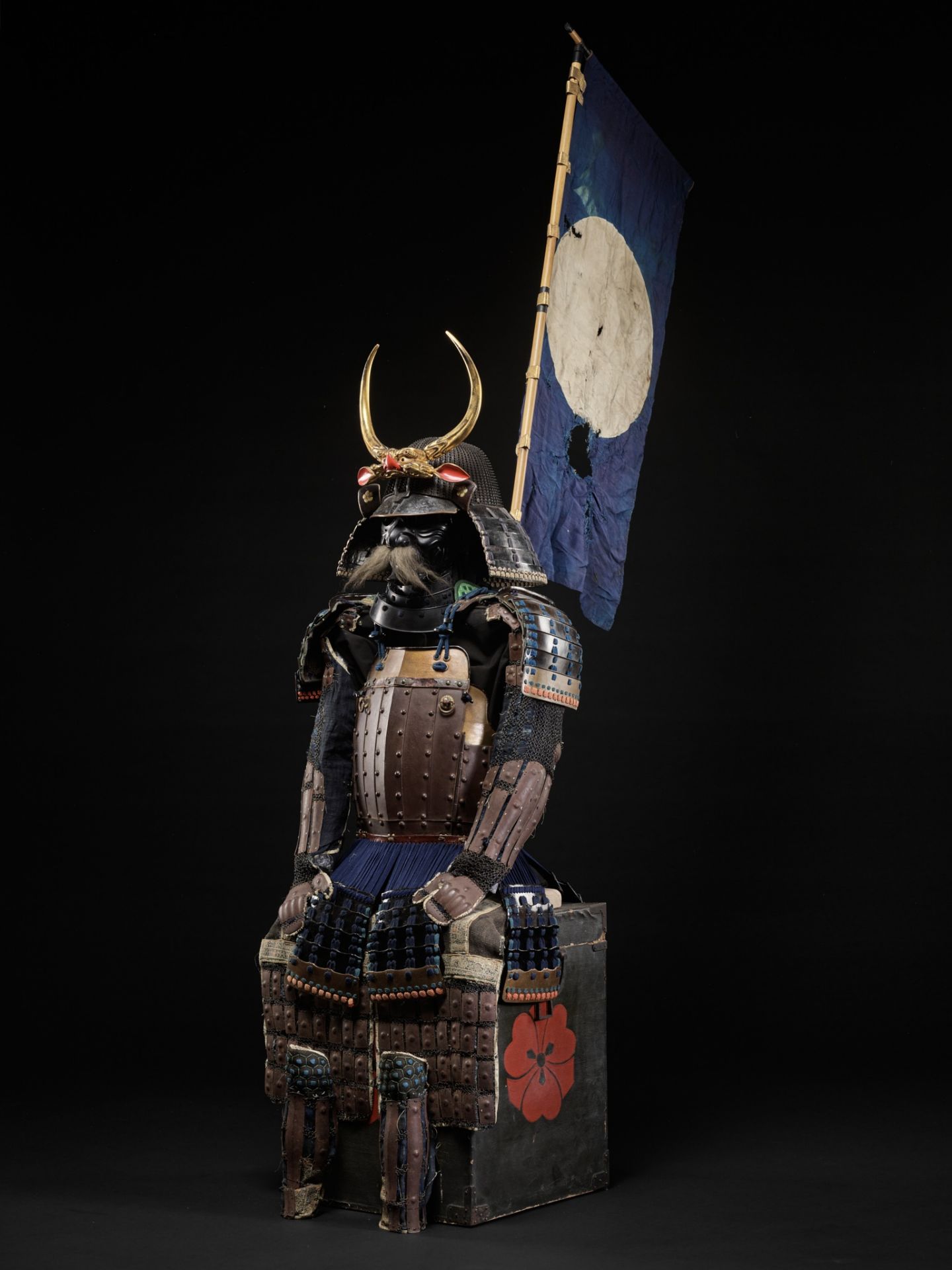 A SUIT OF ARMOR WITH A KOBOSHI KABUTO - Image 3 of 10