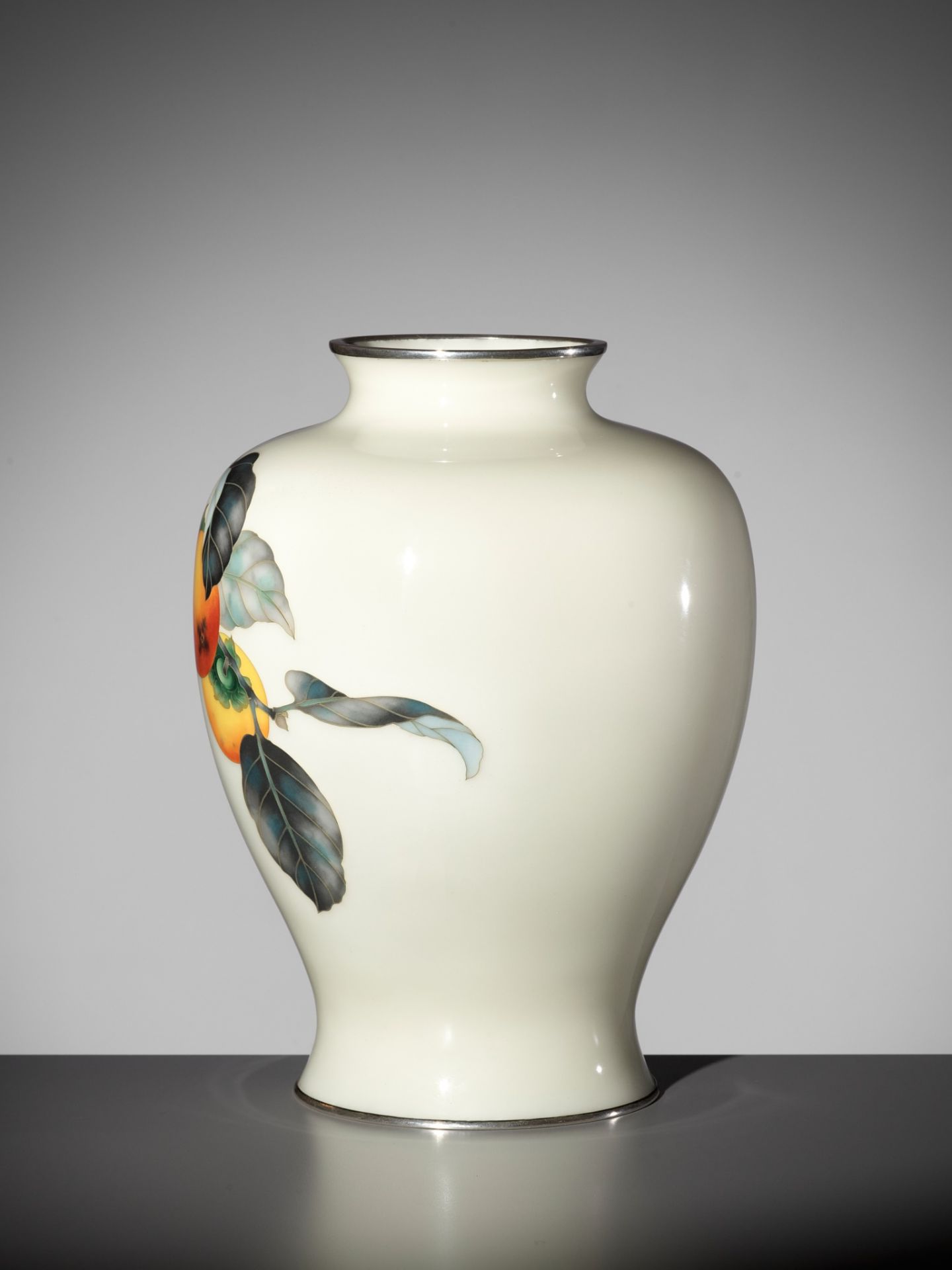 ANDO JUBEI: A FINE CLOISONNÃ‰ ENAMEL VASE WITH FRUITING PERSIMMON TREE - Image 4 of 10