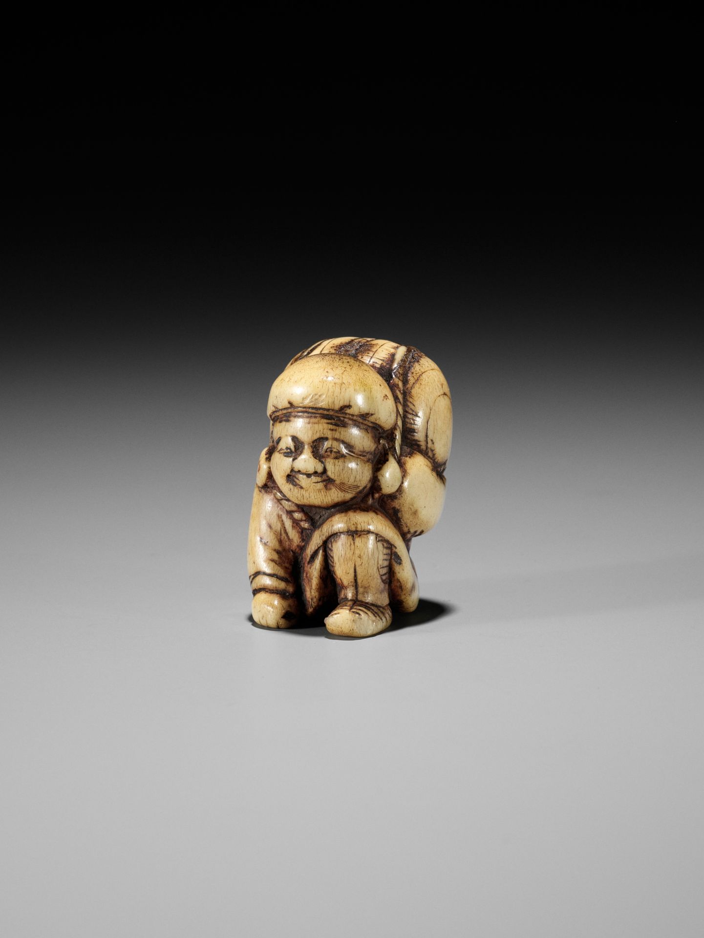 A GOOD STAG ANTLER NETSUKE OF DAIKOKU - Image 10 of 11