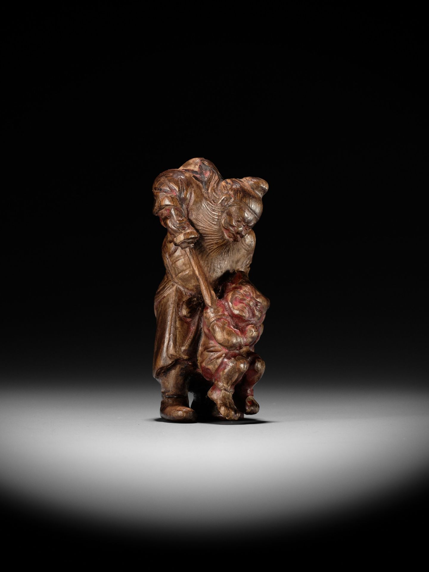 A POWERFUL SAISHIKI NETSUKE OF SHOKI AND ONI, STYLE OF YOSHIMURA SHUZAN - Image 11 of 12