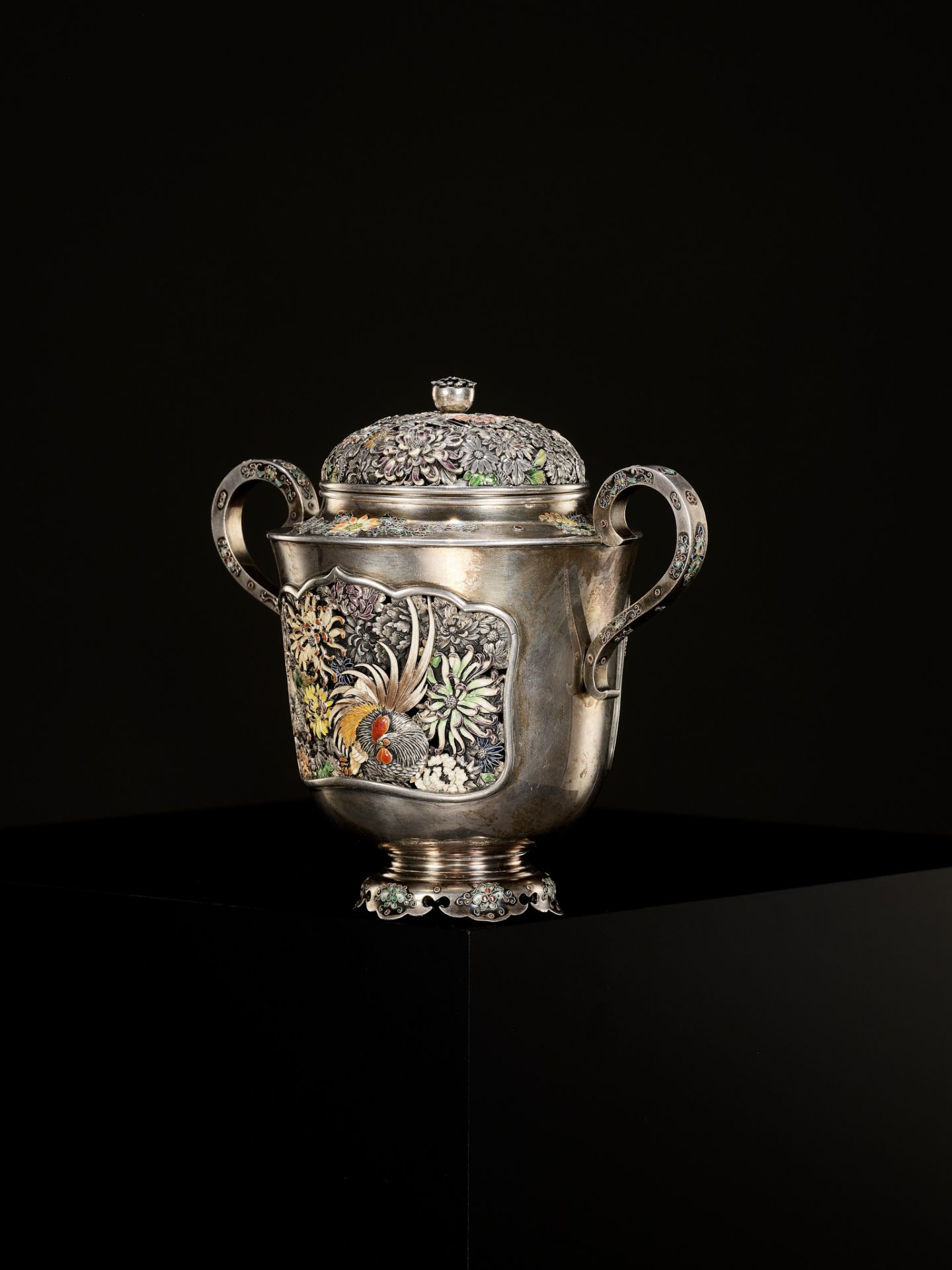 A MASTERFUL SILVER AND CLOISONNÃ‰ ENAMEL KORO, ATTRIBUTED TO HIRATSUKA MOHEI - Bild 7 aus 13