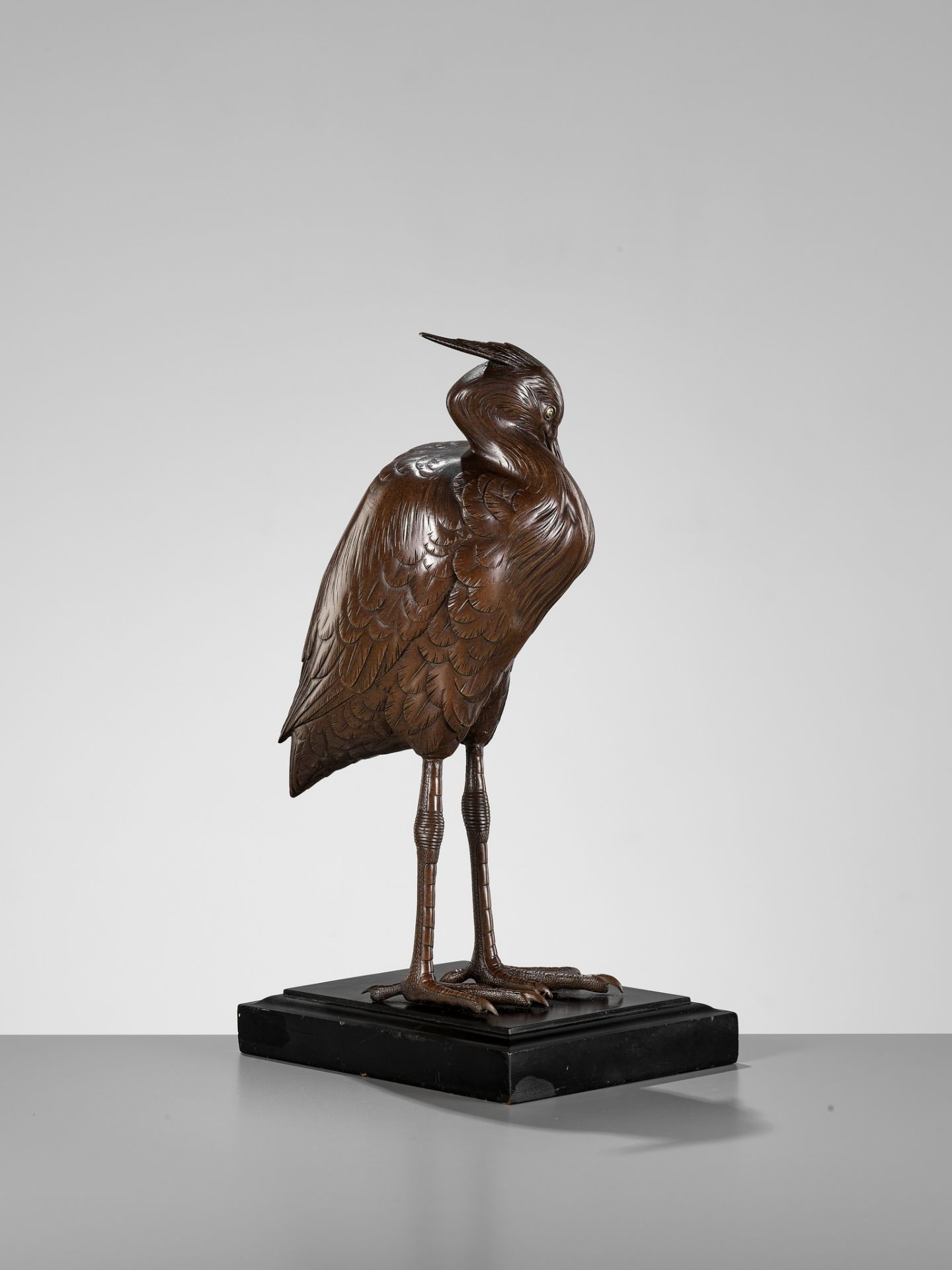 A FINE BRONZE OKIMONO OF A HERON - Image 8 of 11