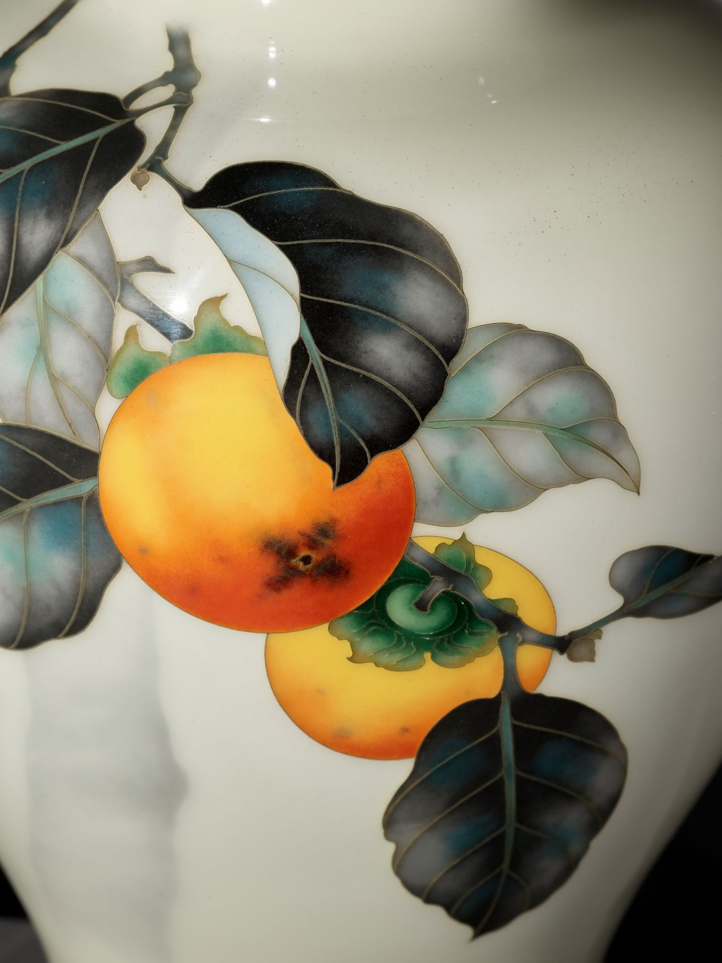 ANDO JUBEI: A FINE CLOISONNÃ‰ ENAMEL VASE WITH FRUITING PERSIMMON TREE - Image 2 of 10