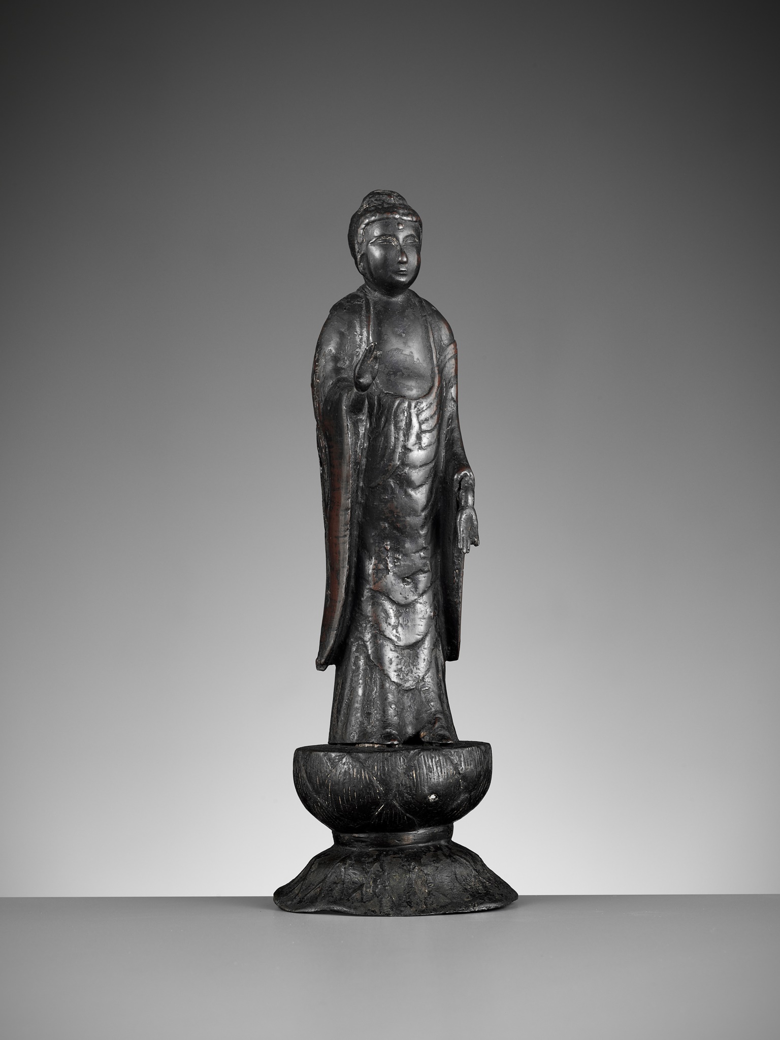 A BRONZE FIGURE OF AMIDA NYORAI, HEIAN TO EARLY KAMAKURA - Image 9 of 12