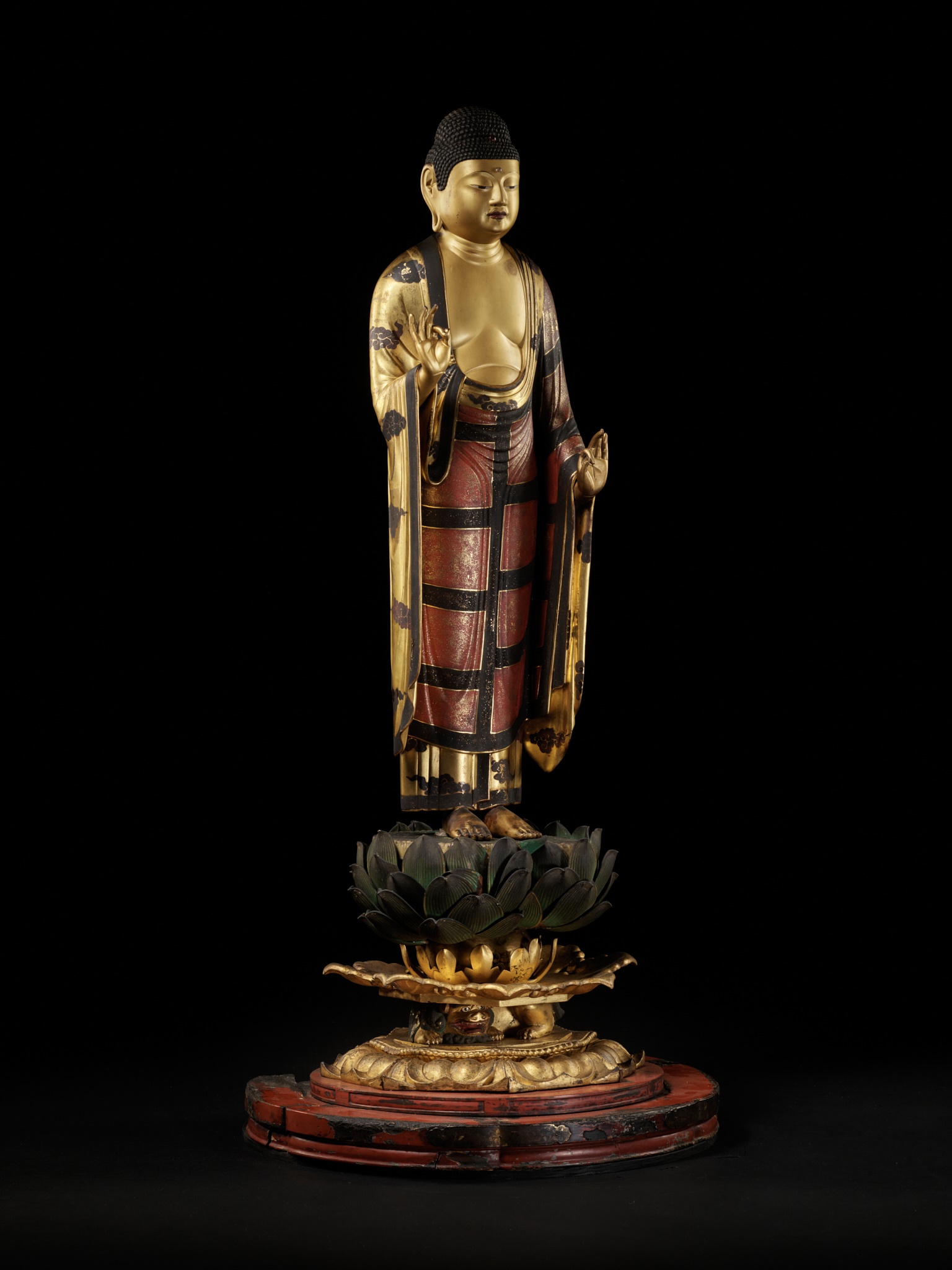 A VERY LARGE GILT AND LACQUERED ANNAMI SCHOOL WOOD FIGURE OF AMIDA NYORAI - Image 12 of 12