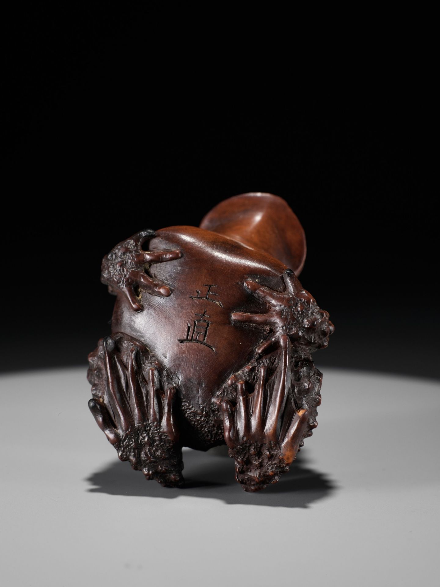 MASANAO: A FINE WOOD MINIATURE OKIMONO OF A TOAD - Image 2 of 12