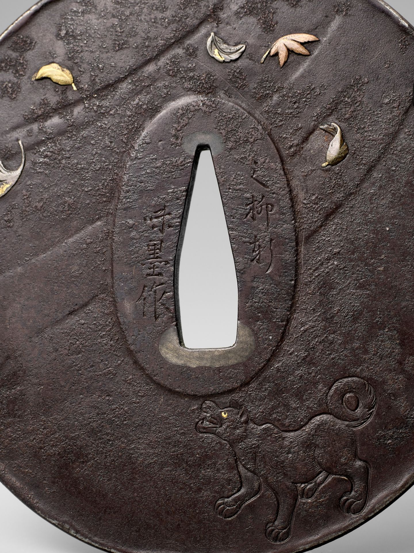 OTSURYUKEN MIBOKU: A FINE HAMANO SCHOOL IRON TSUBA WITH ONI NEMBUTSU DESIGN - Bild 4 aus 6