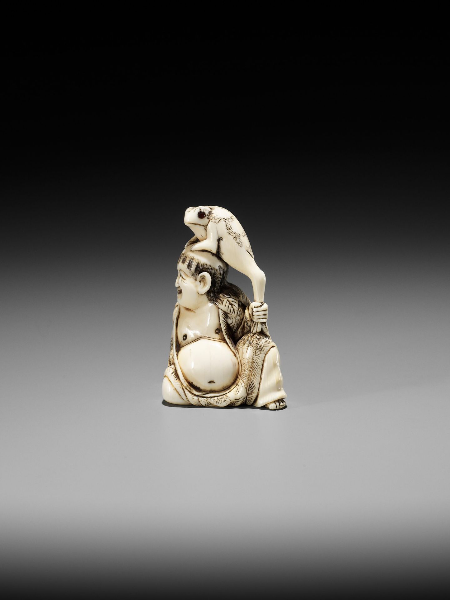 MASAMORI: AN IVORY NETSUKE OF GAMA SENNIN - Bild 6 aus 13