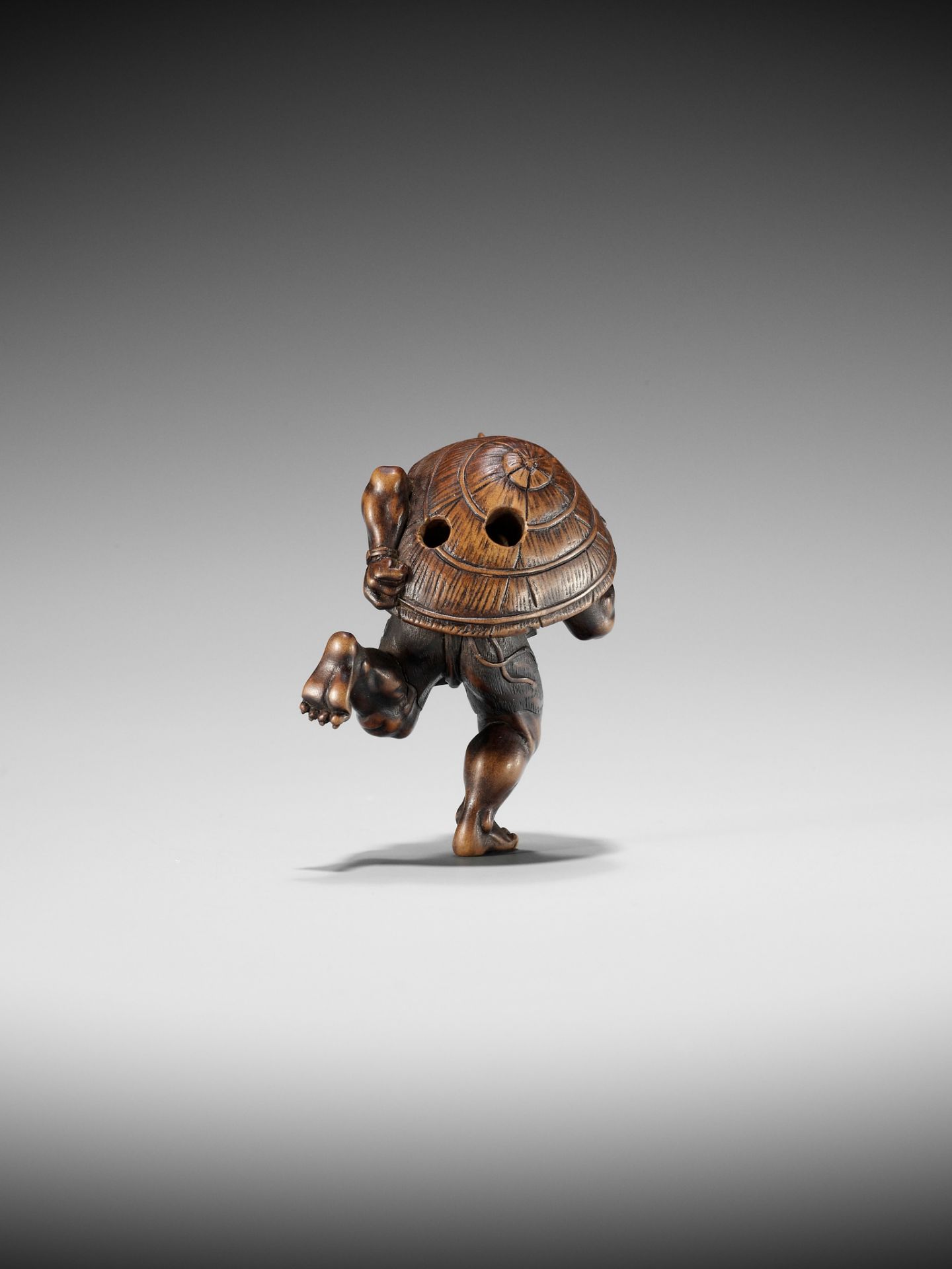 A WOOD NETSUKE OF AN ONI AT SETSUBUN, ATTRIBUTED TO ROKKO - Image 7 of 10