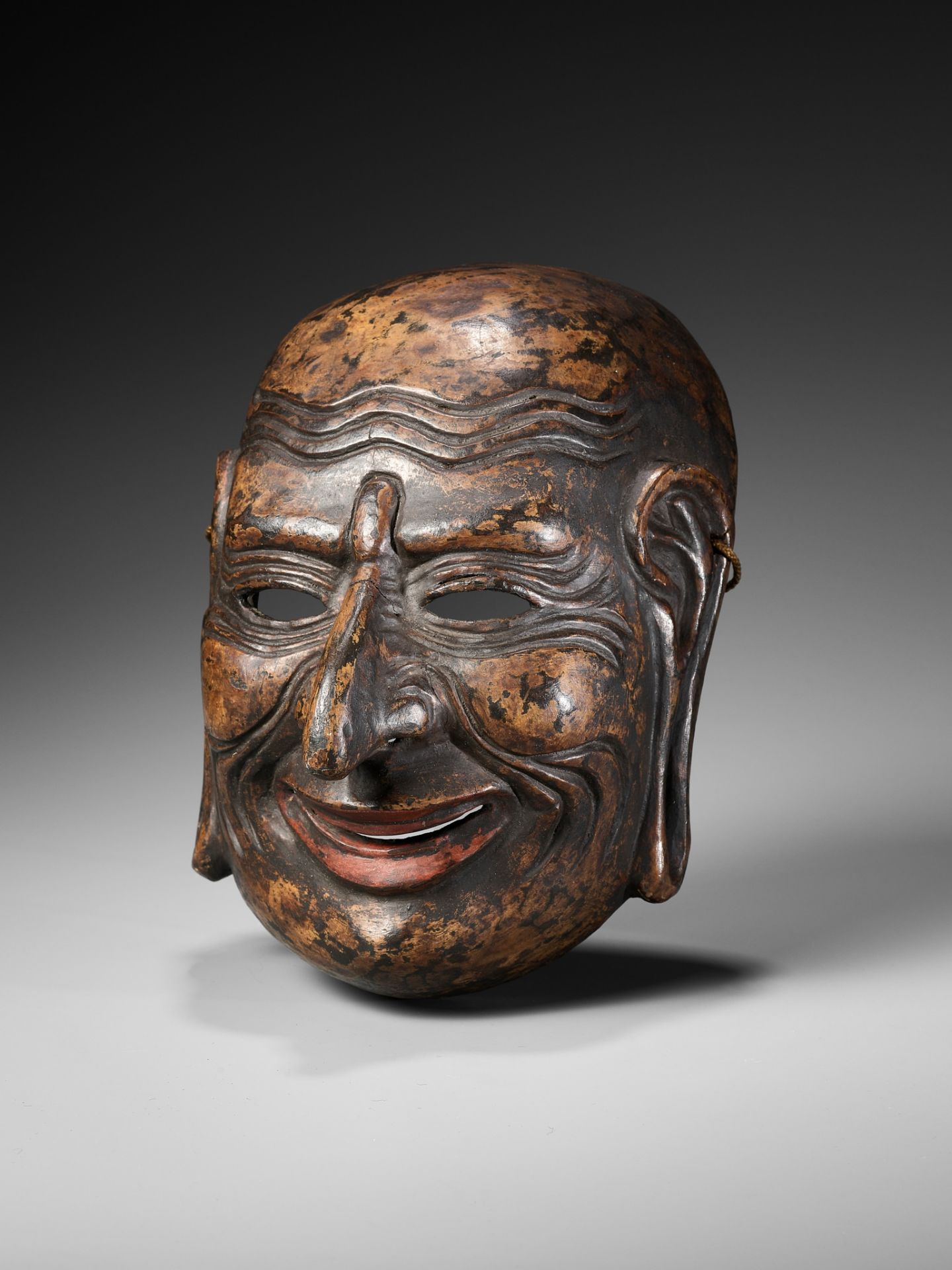 GYOSUI: A LACQUERED WOOD GIGAKU MASK OF TAIKOFU - Image 2 of 9