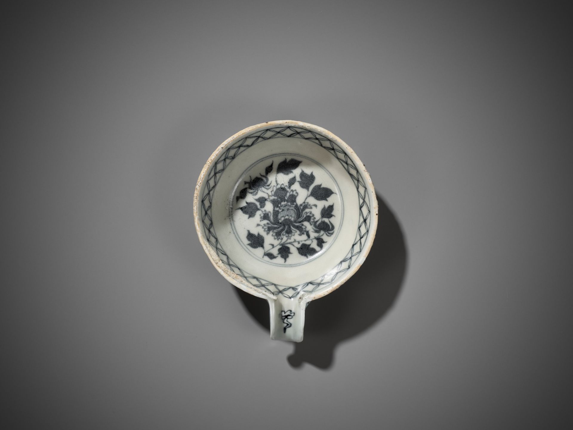 A BLUE AND WHITE POURING BOWL, YI, YUAN DYNASTY - Image 2 of 14