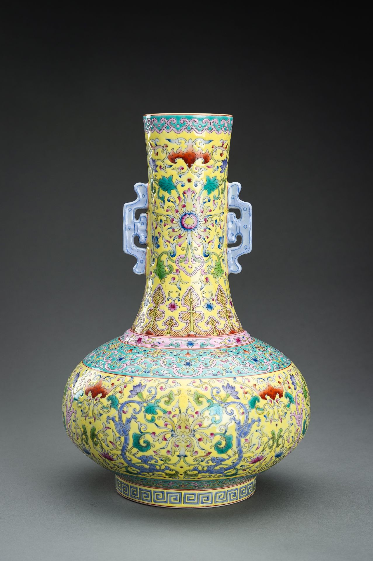 A YELLOW-GROUND FAMILLE ROSE VASE, REPUBLIC PERIOD