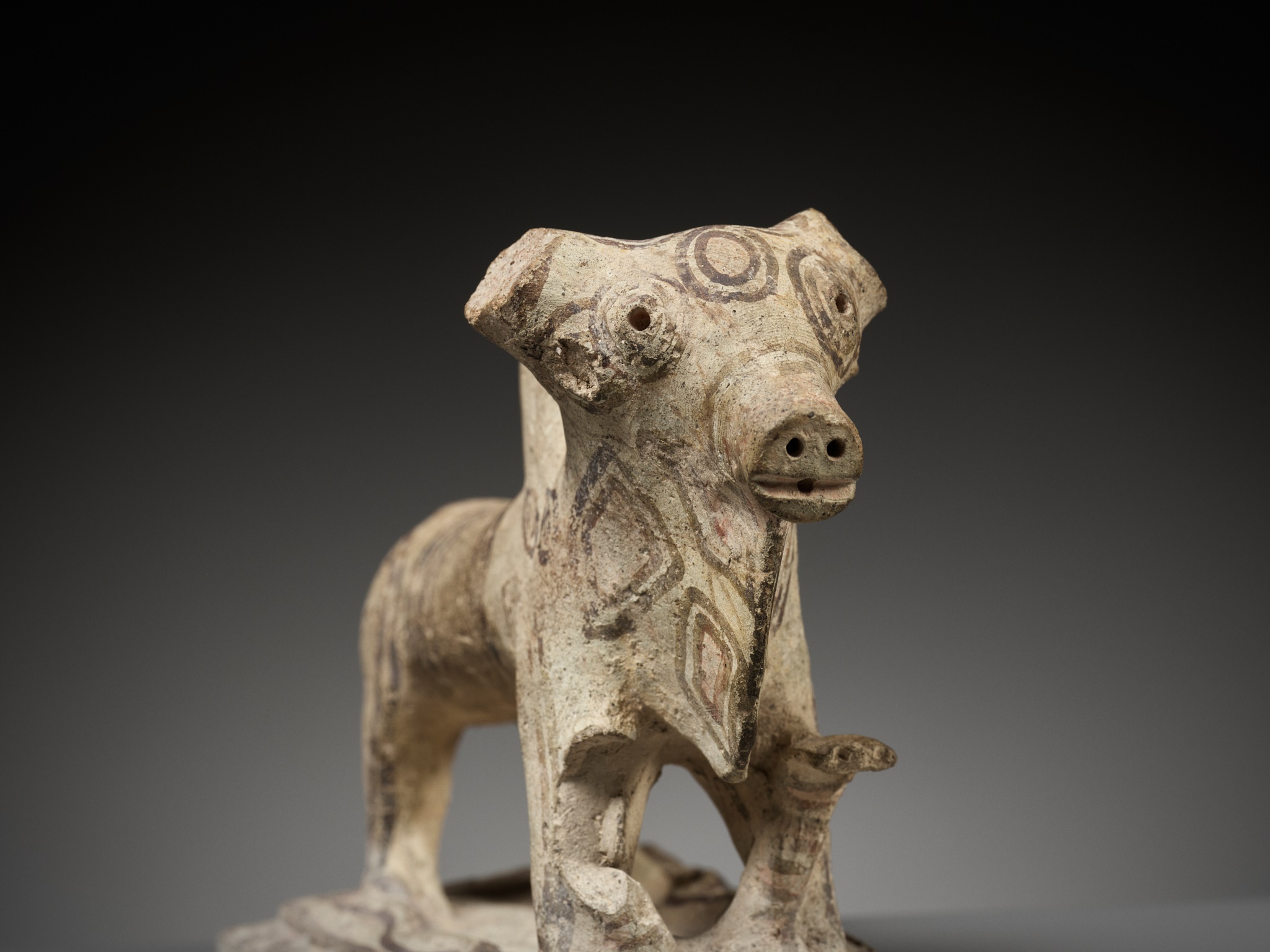 A PAINTED TERRACOTTA FIGURE OF A HUMPED OX, MOHENJO-DARO - Image 2 of 12
