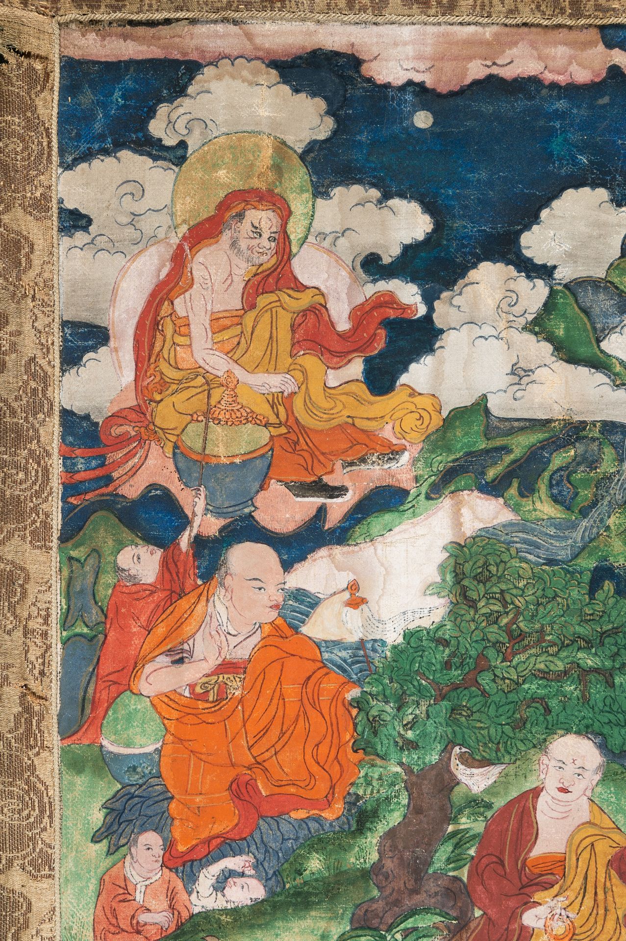 A THANGKA OF BUDDHA SHAKYAMUNI, 19TH CENTURY - Image 7 of 13