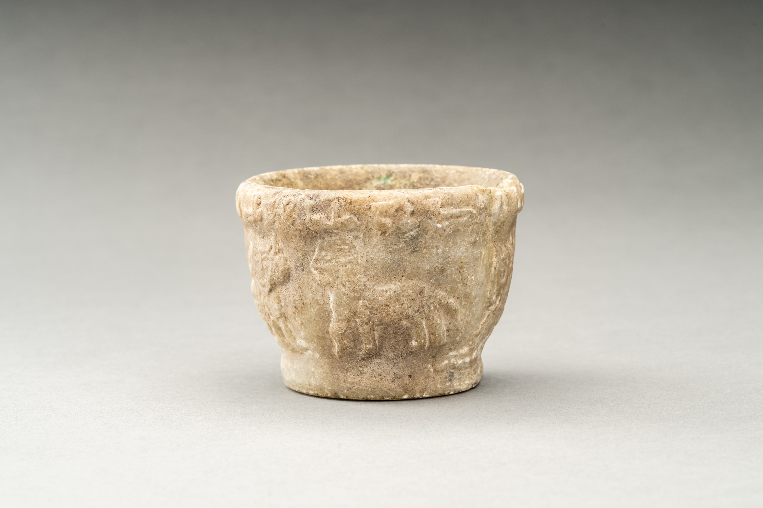 A WESTERN ASIATIC MARBLE BOWL, 3RD MILLENNIUM BC - Image 6 of 8