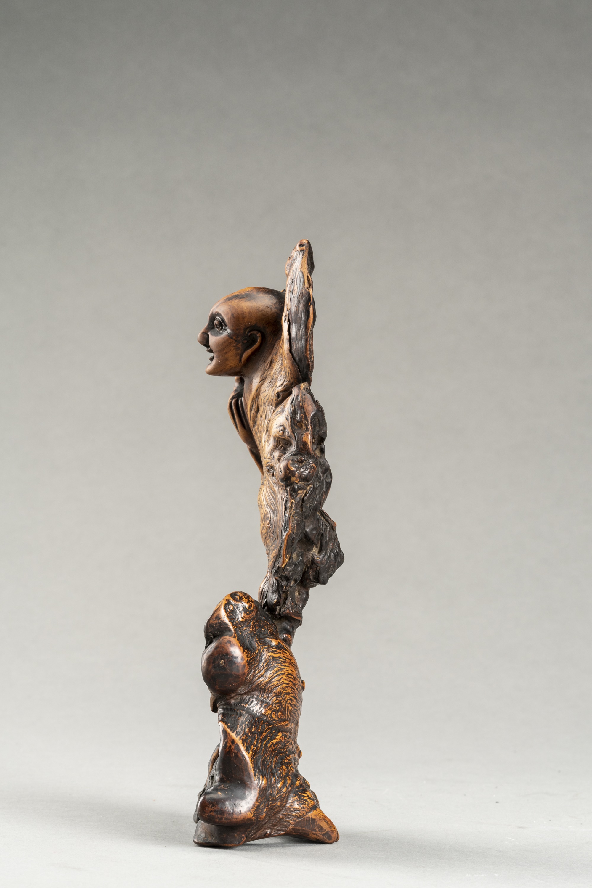 AN EXPRESSIVE ROOT WOOD FIGURE OF A BOY, QING - Image 4 of 7
