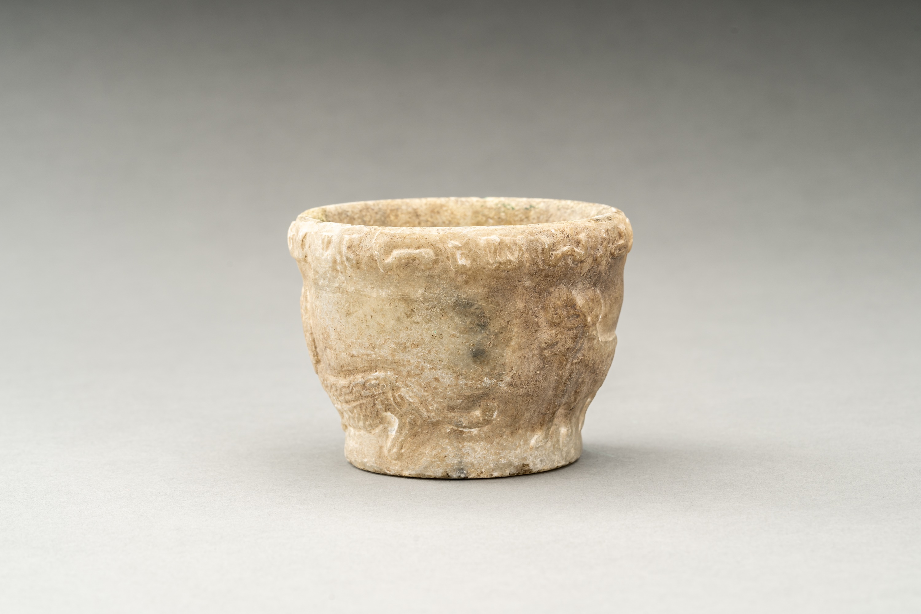 A WESTERN ASIATIC MARBLE BOWL, 3RD MILLENNIUM BC - Image 3 of 8