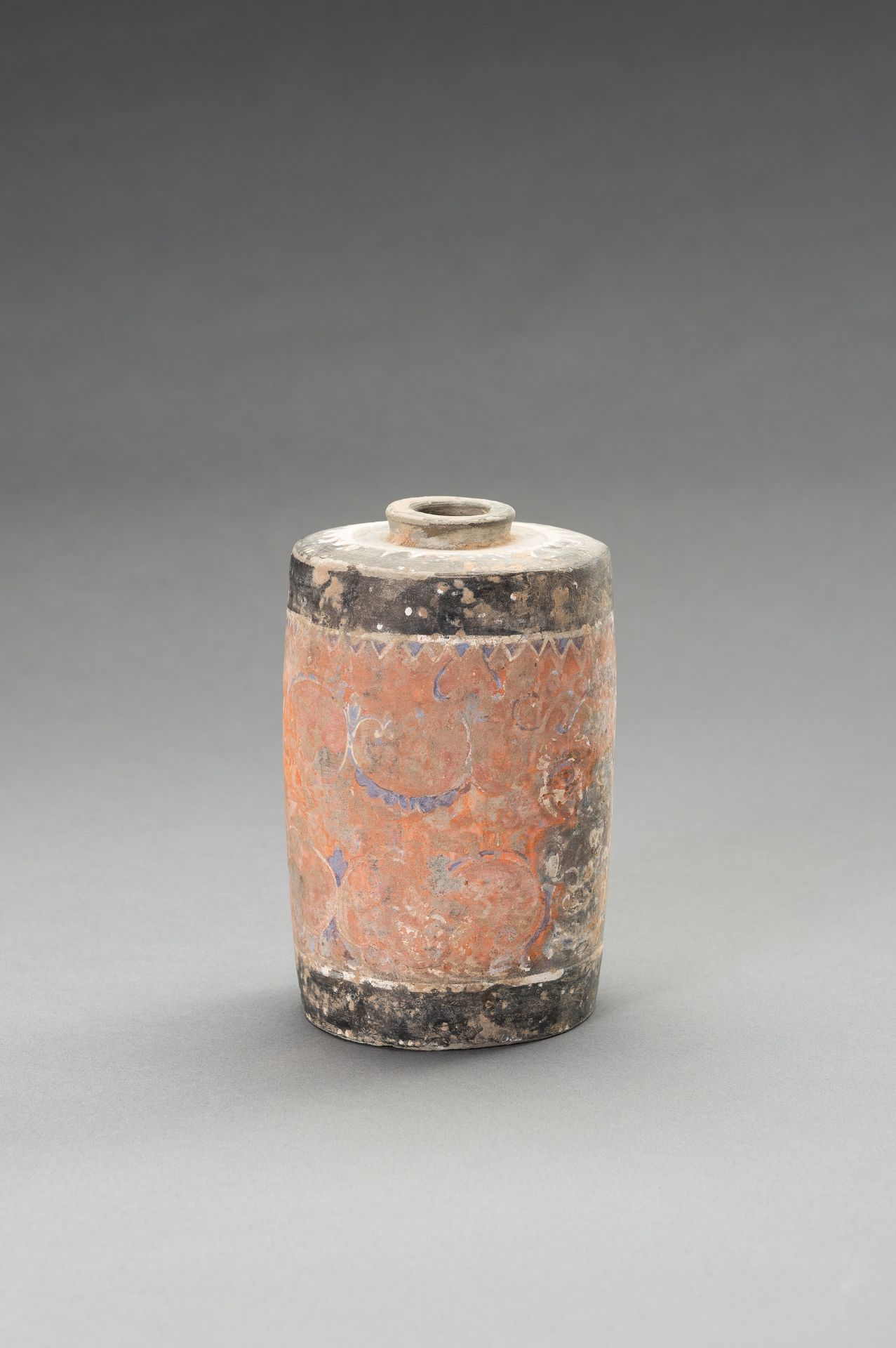 A PAINTED POTTERY ROULEAU VASE, HAN DYNASTY - Image 6 of 11