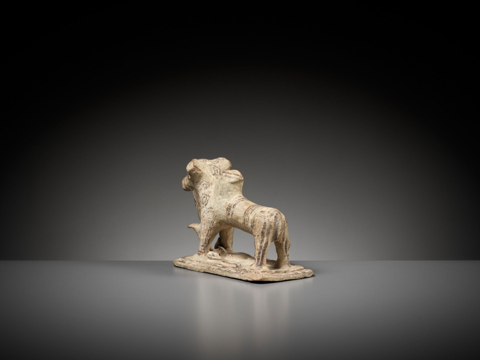 A PAINTED TERRACOTTA FIGURE OF A HUMPED OX, MOHENJO-DARO - Image 9 of 12