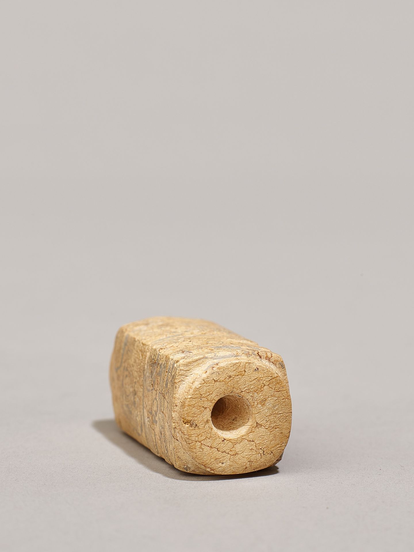 A JADE CONG-FORM BEAD, LIANGZHU CULTURE - Image 6 of 7