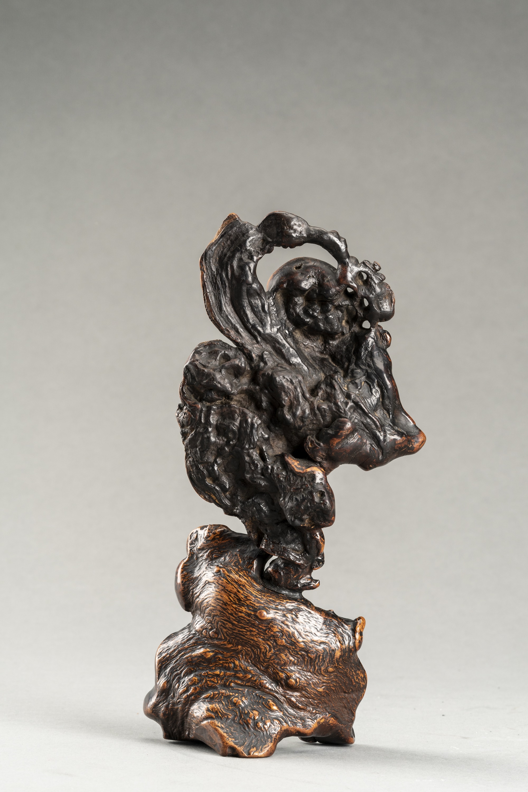 AN EXPRESSIVE ROOT WOOD FIGURE OF A BOY, QING - Image 6 of 7