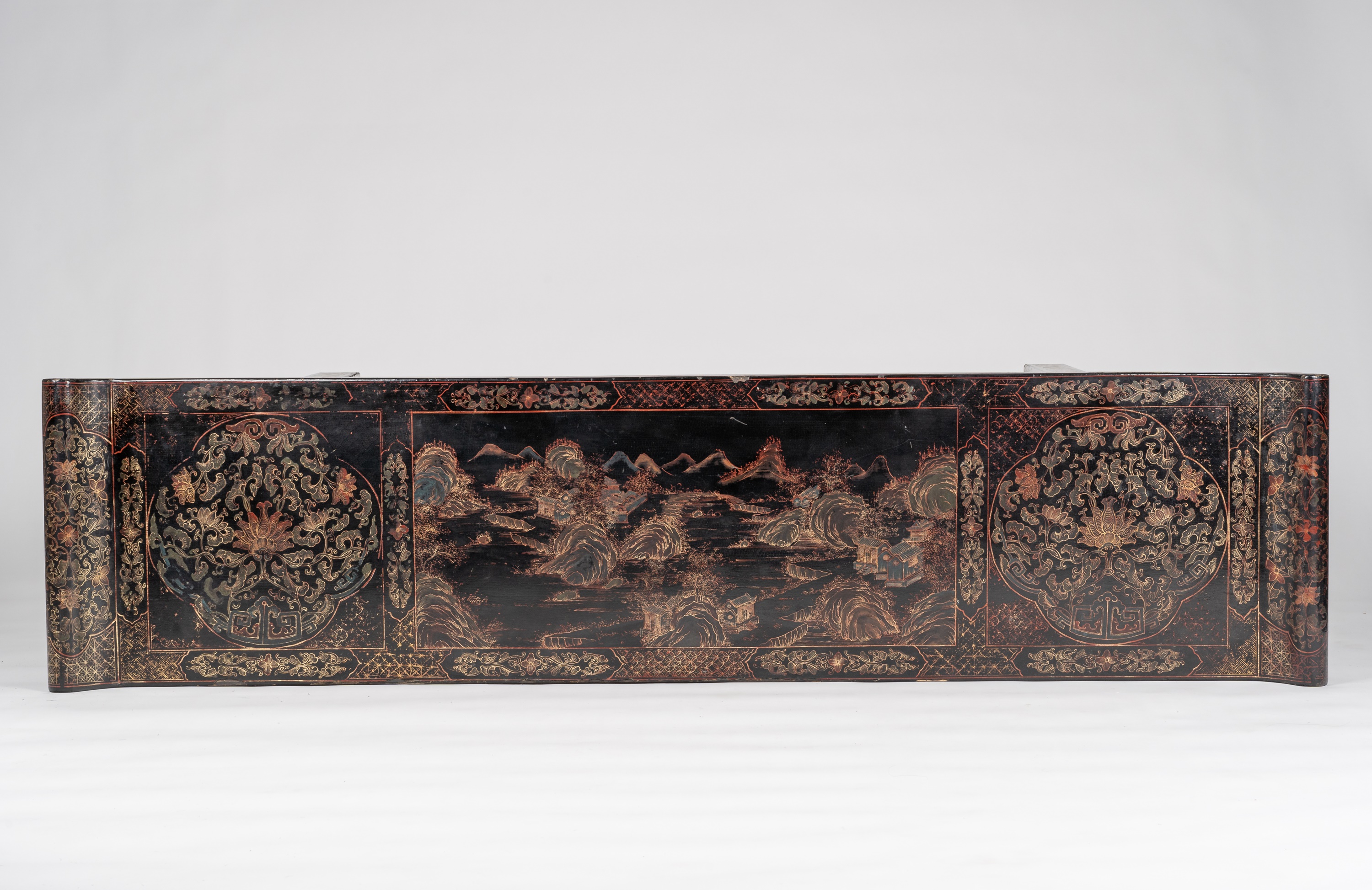 A CHINESE LACQUERED ALTAR TABLE, QING - Image 3 of 11