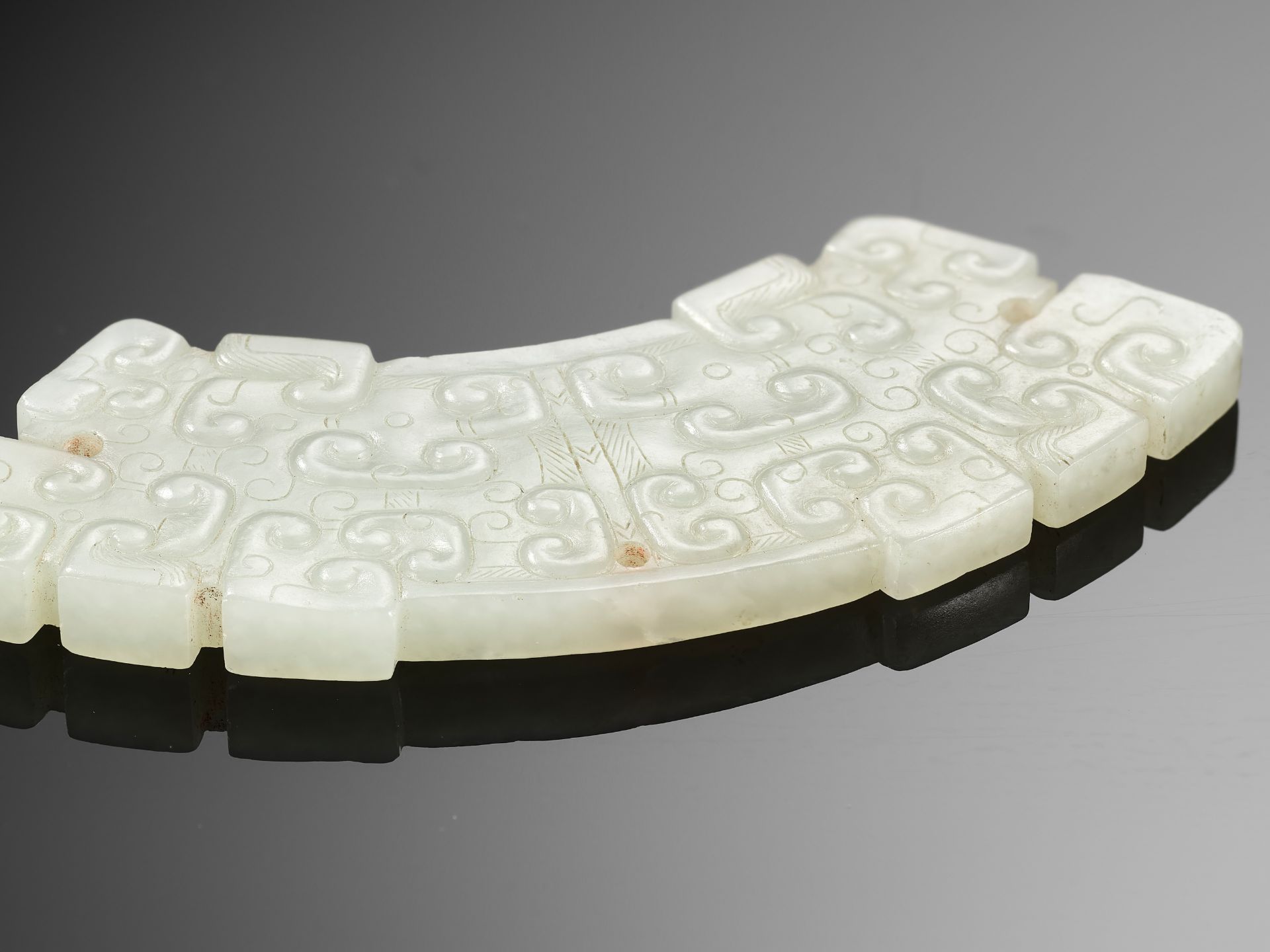 A WHITE JADE PENDANT, HUANG, EASTERN ZHOU DYNASTY - Bild 8 aus 8