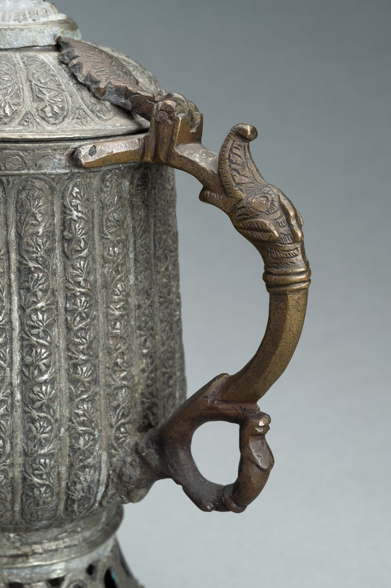 A KASHMIR TINNED COPPER SAMOVAR KETTLE, 19th CENTURY - Image 5 of 14