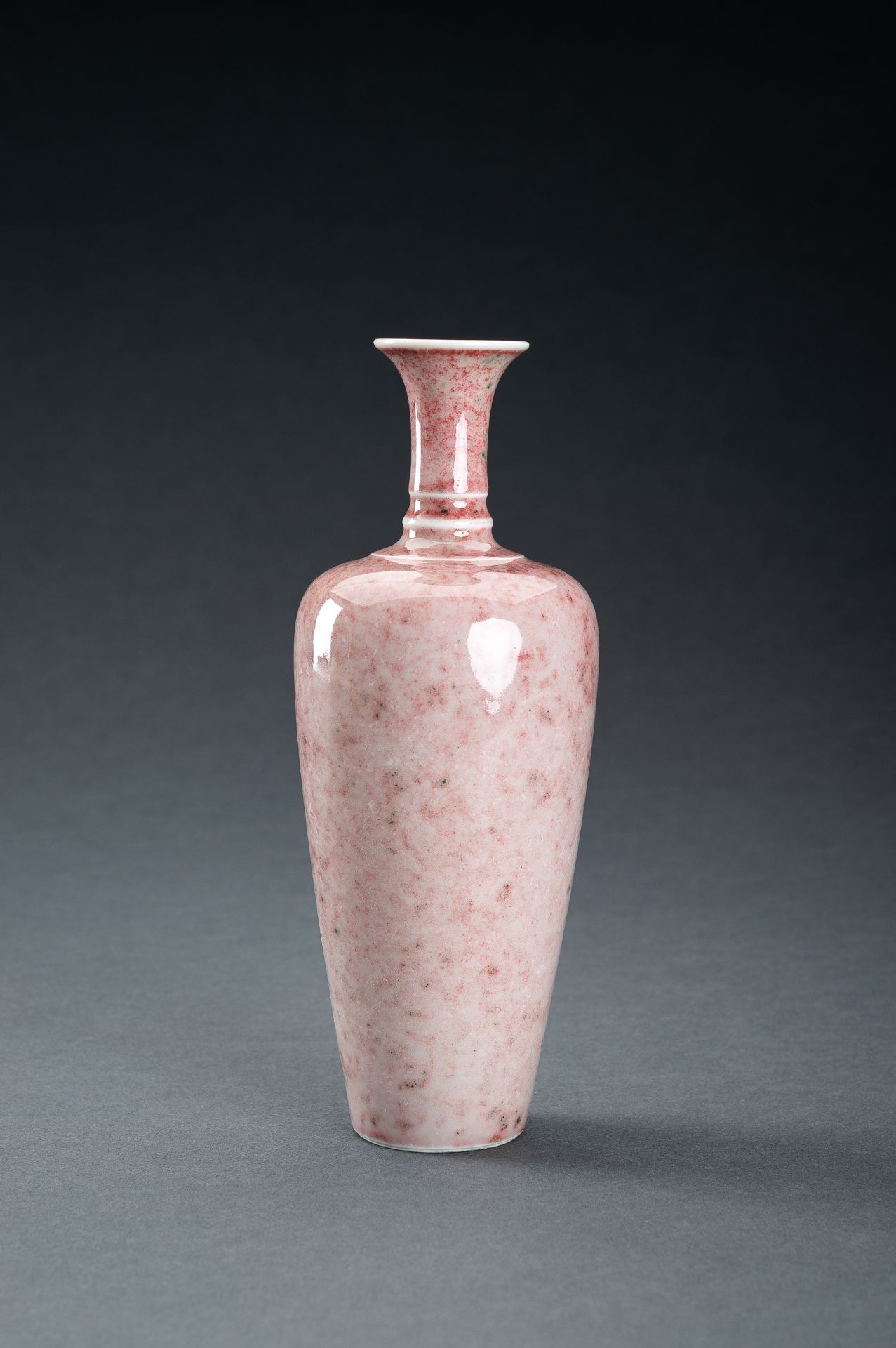 A PEACHBLOOM-GLAZED VASE, LIUYEPING - Image 5 of 13