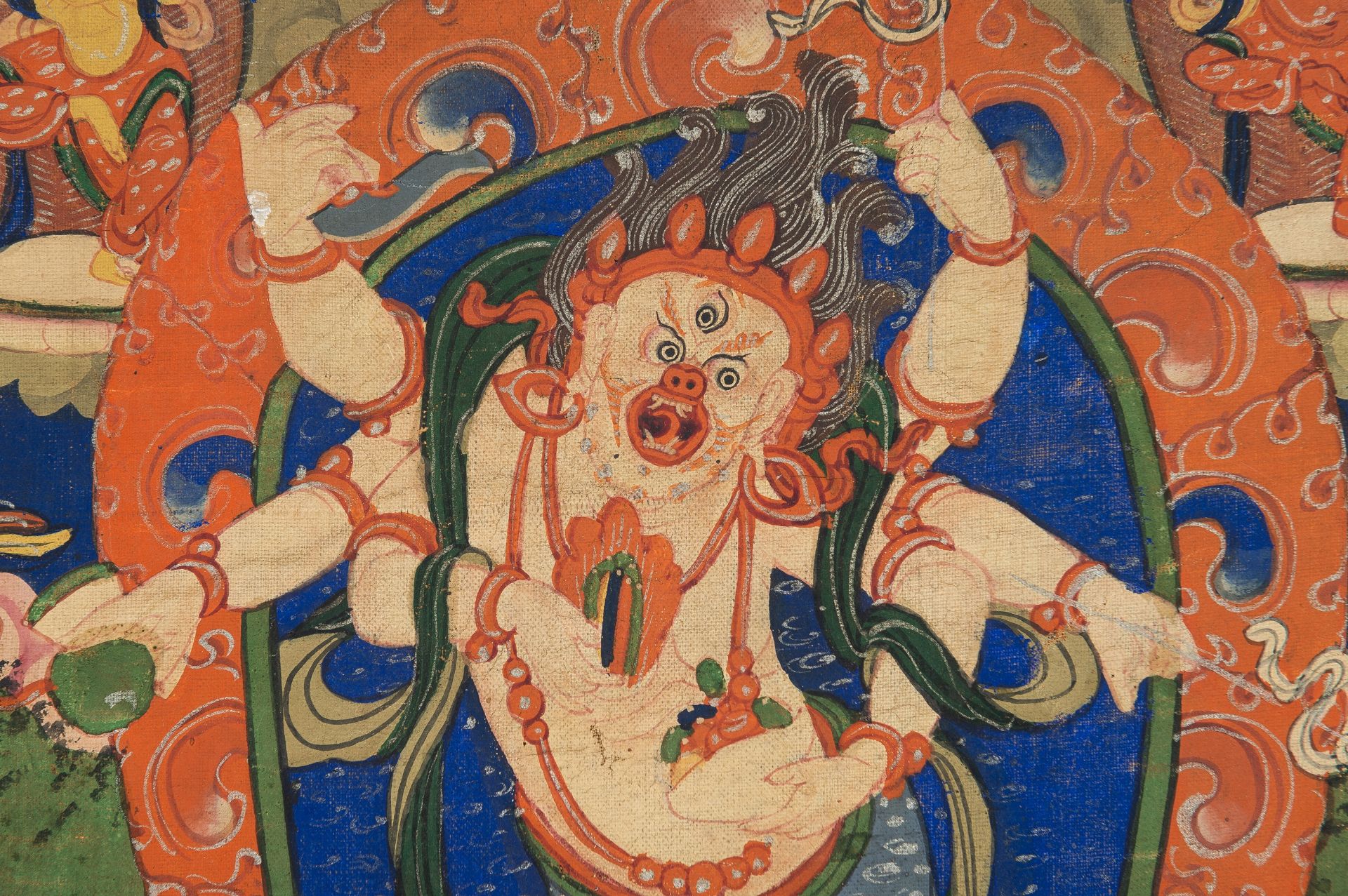 A THANGKA OF WHITE MAHAKALA, 19TH CENTURY - Image 5 of 10