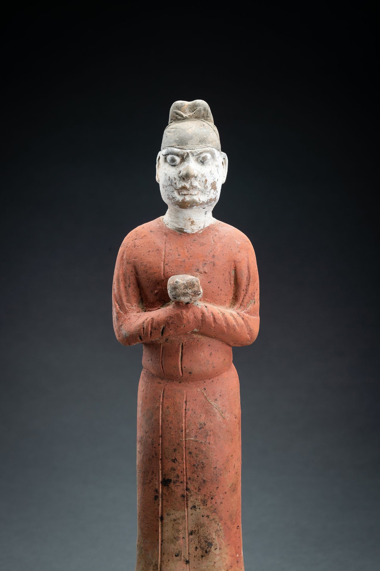 A RARE POTTERY FIGURE OF A COURT SERVANT, TANG DYNASTY - Image 2 of 13