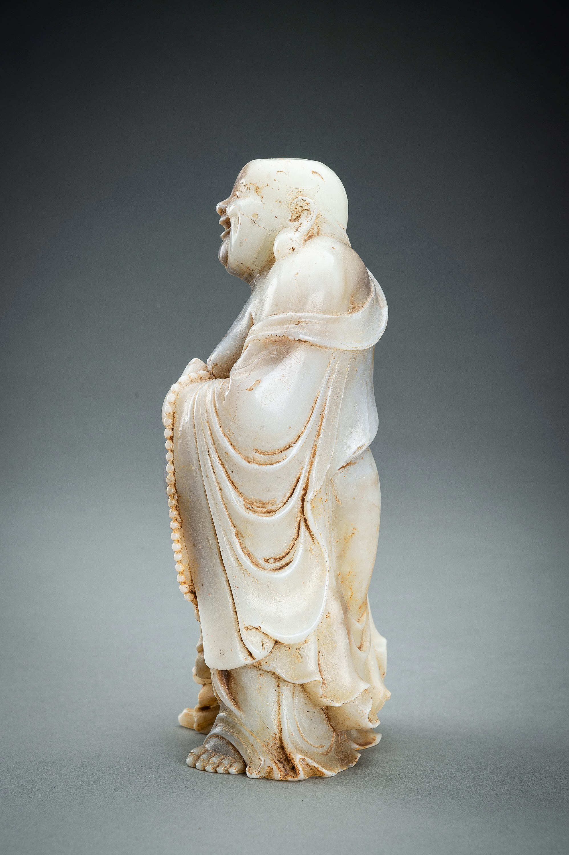 AN AGATE FIGURE OF BUDAI - Image 8 of 13