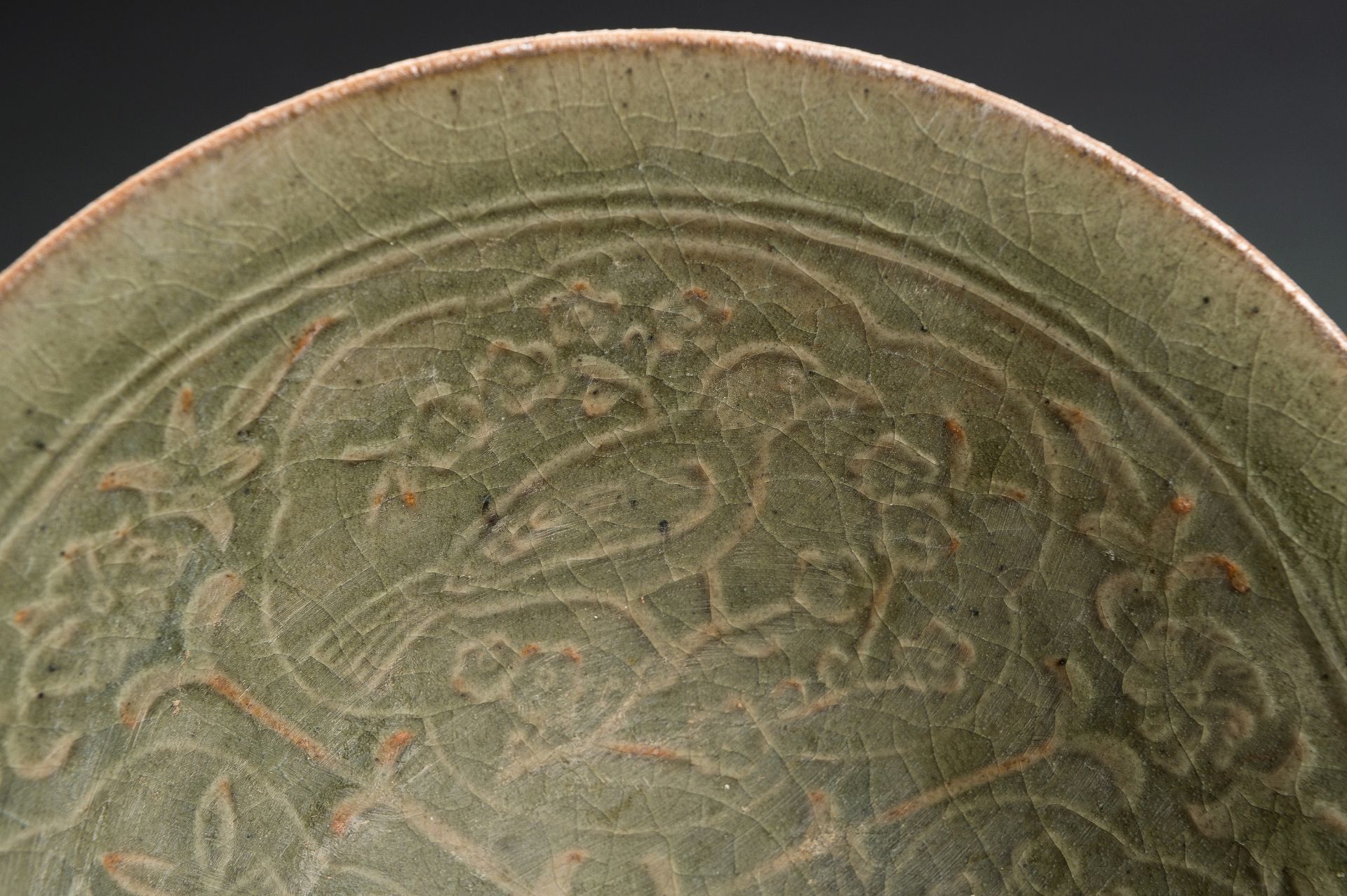 A LONGQUAN CELADON 'BIRDS' BOWL, NORTHERN SONG STYLE - Image 9 of 16