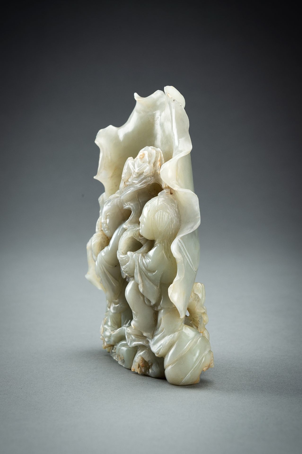 A CELADON JADE Â´HEHE ERXIANÂ´ GROUP, c. 1920s - Image 5 of 14