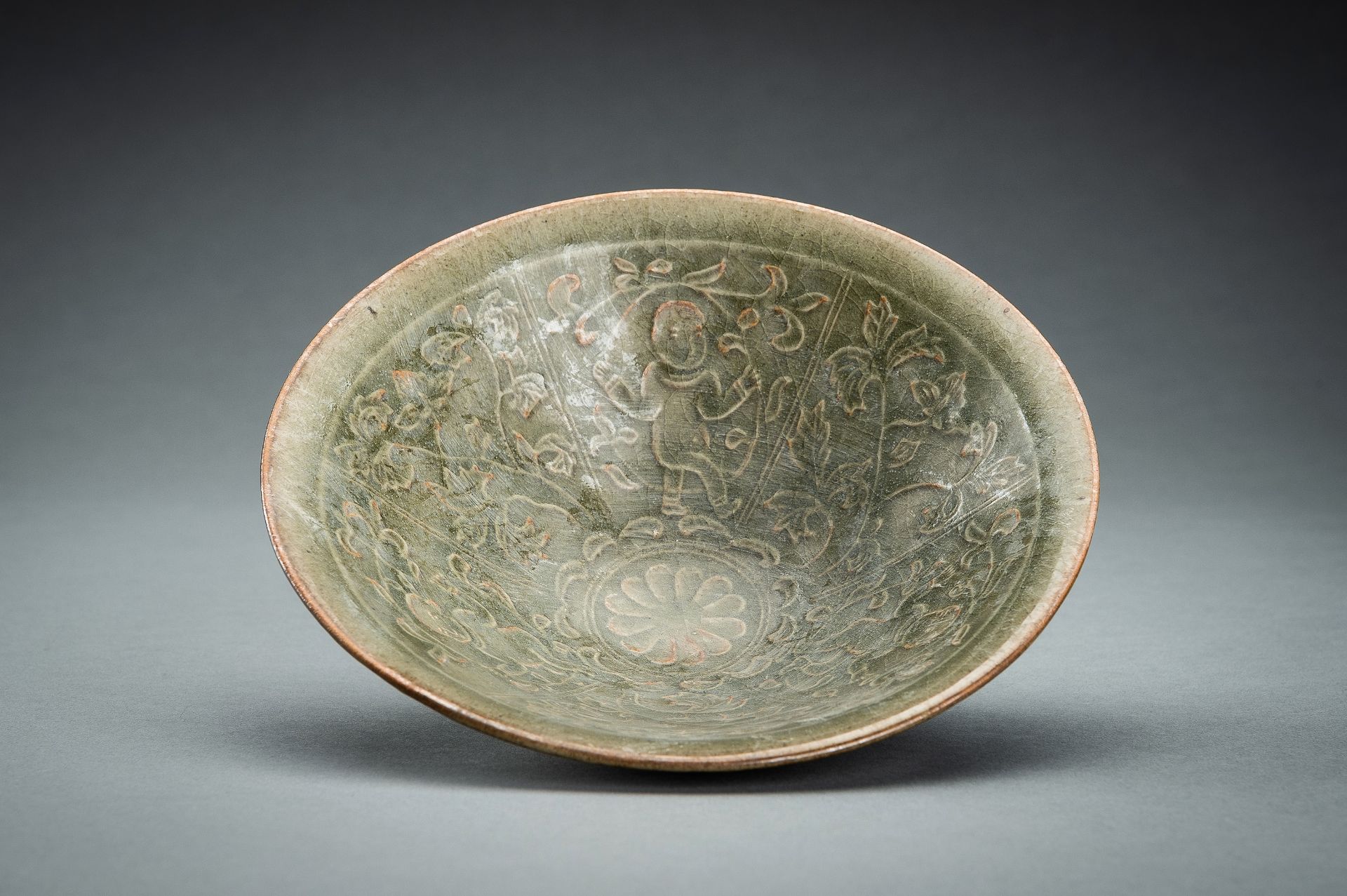 A LONGQUAN CELADON 'BOYS' BOWL, NORTHERN SONG STYLE - Image 5 of 13