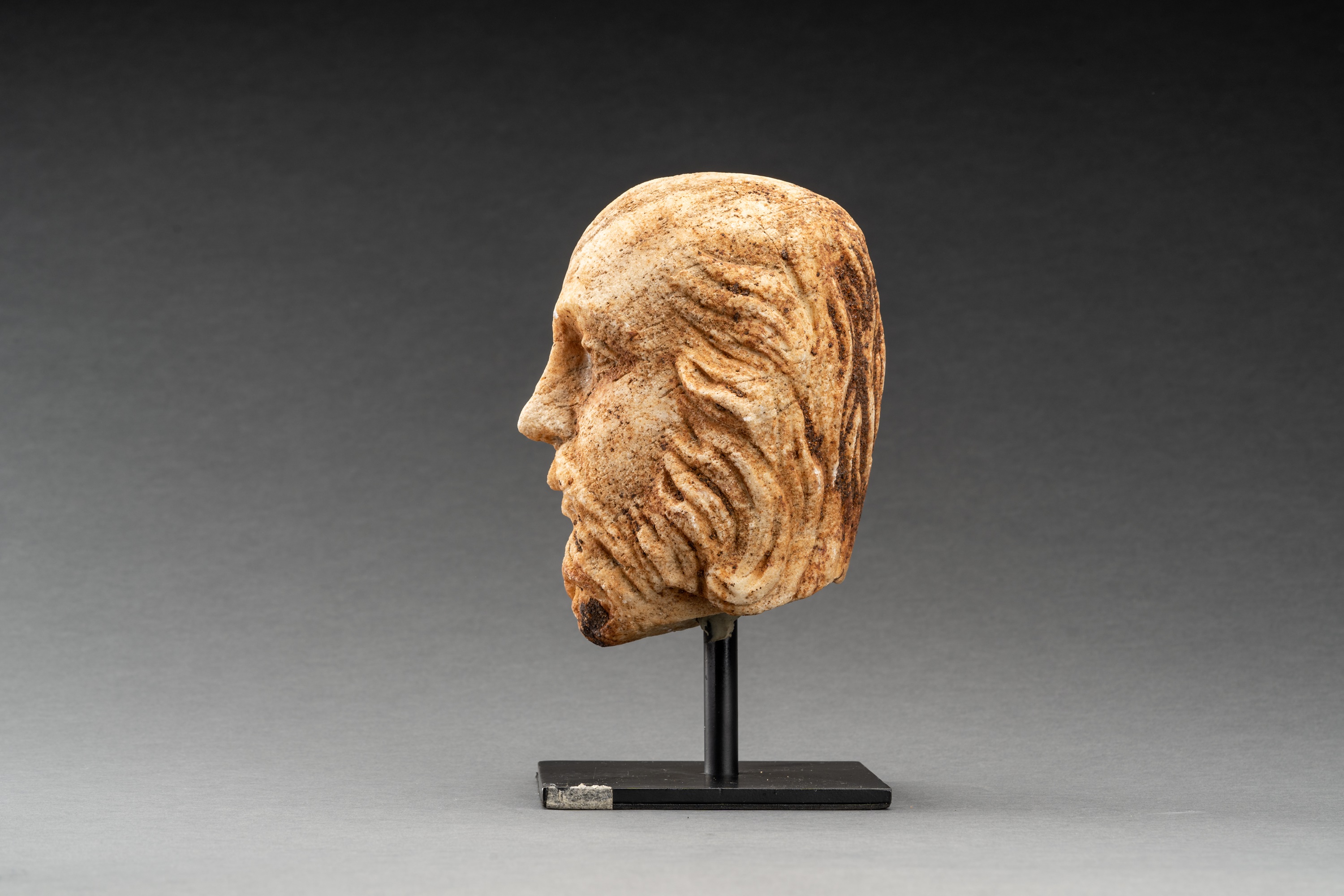 A GANDHARAN WHITE MARBLE HEAD OF A BEARDED MAN - Image 6 of 7