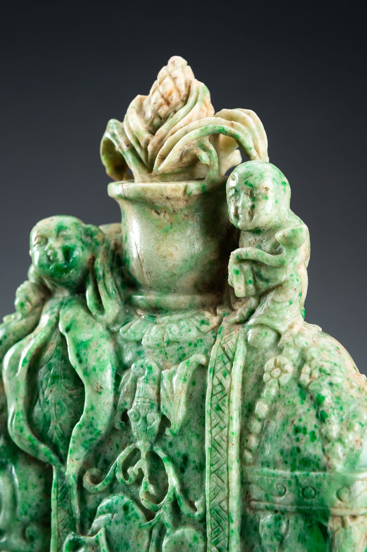 A JADEITE CARVING OF AN ELEPHANT AND BOYS, REPUBLIC PERIOD - Bild 5 aus 14