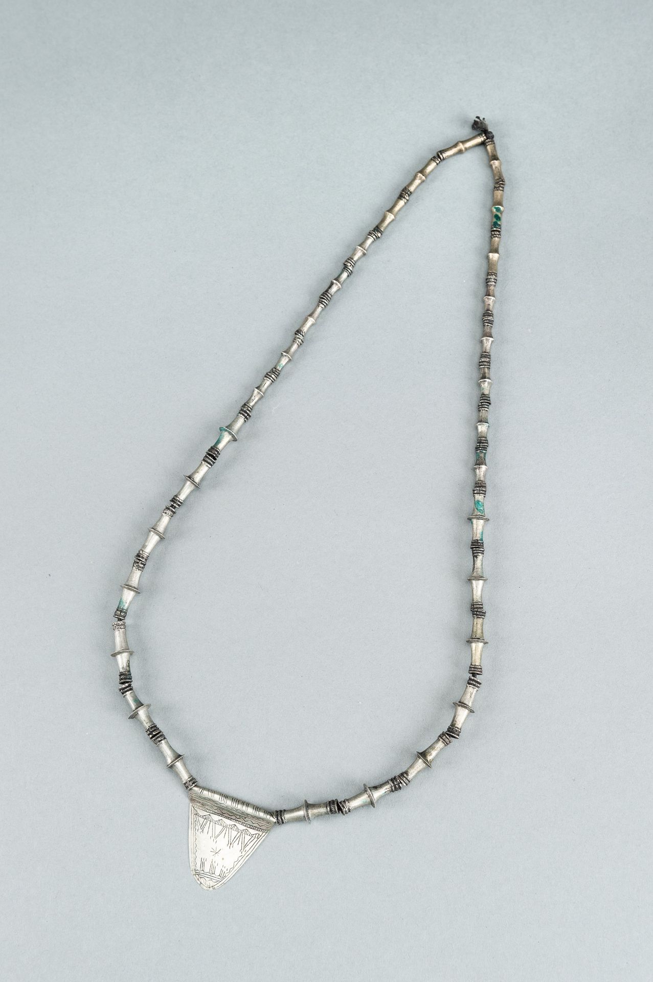 TWO MIDDLE EASTERN SILVER AND METAL NECKLACES, c. 1900s - Bild 3 aus 12