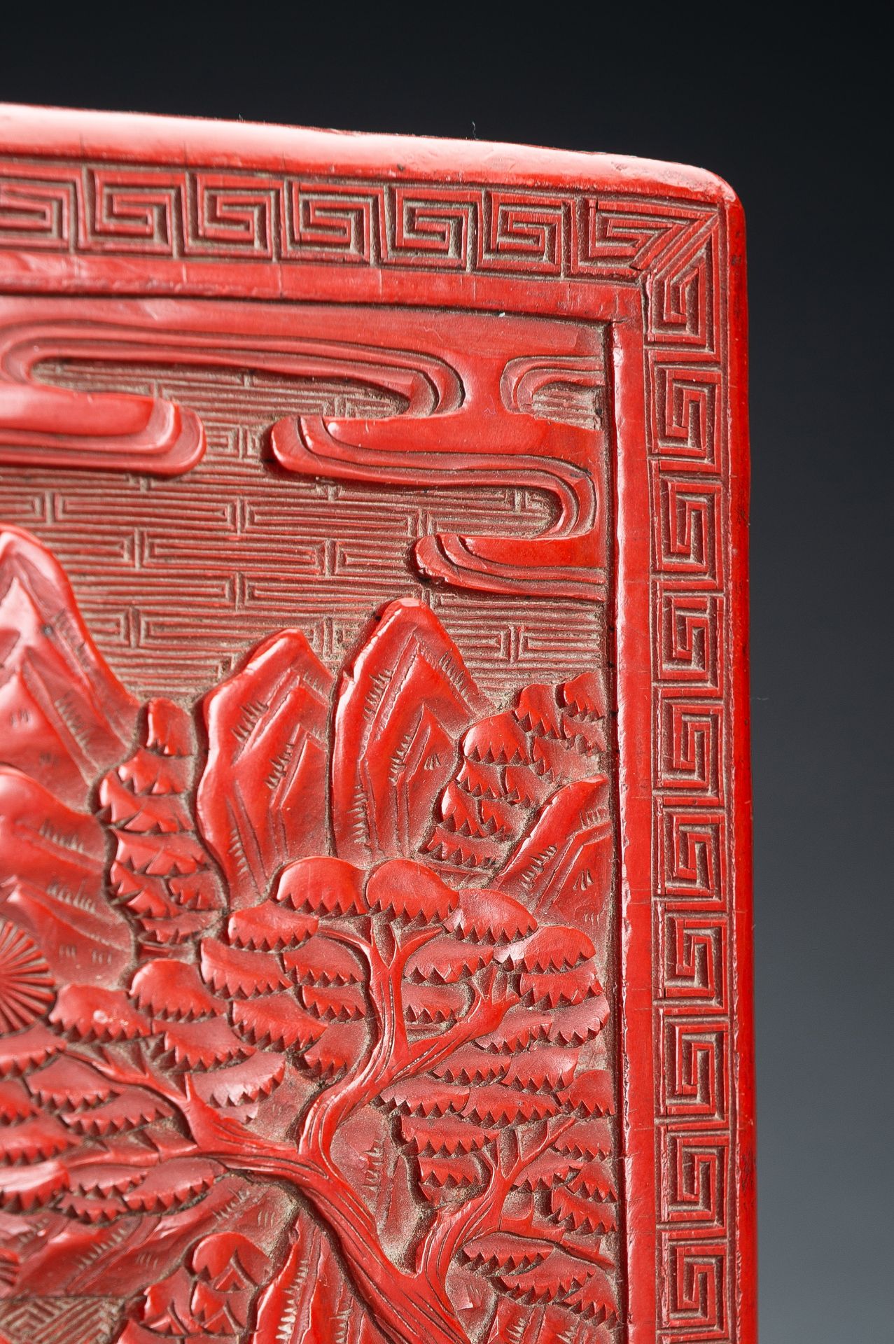 A CINNABAR LACQUER 'SCHOLAR' BOX AND COVER, REPUBLIC PERIOD - Bild 14 aus 20