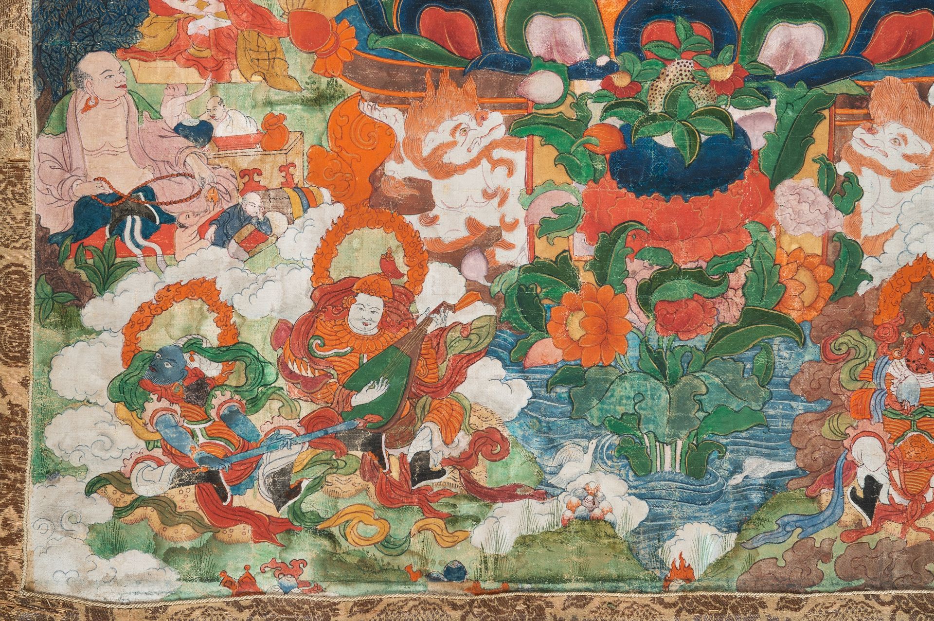 A THANGKA OF BUDDHA SHAKYAMUNI, 19TH CENTURY - Image 6 of 13