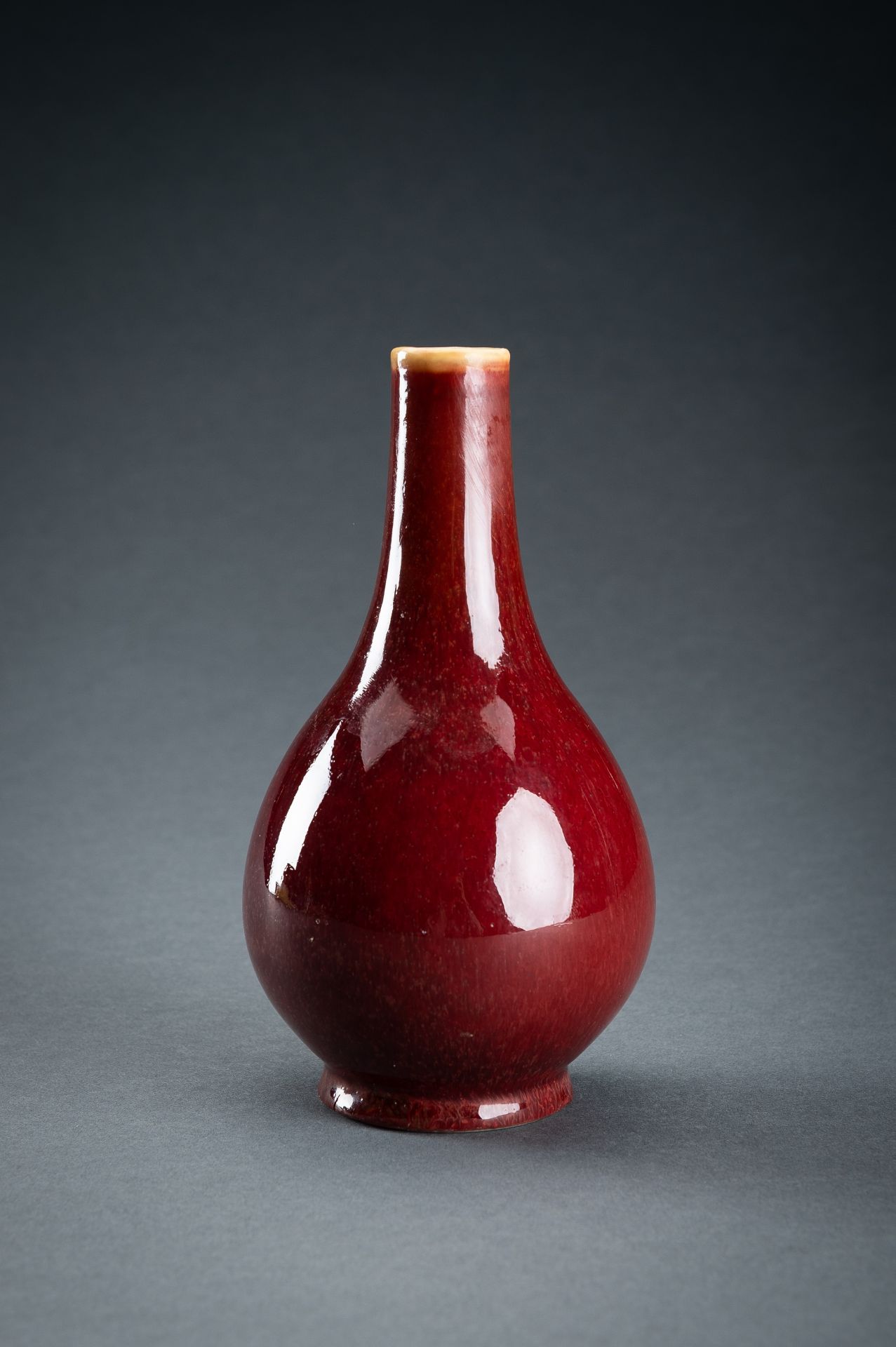 A LANGYAO GLAZED BOTTLE VASE, QING - Bild 5 aus 11