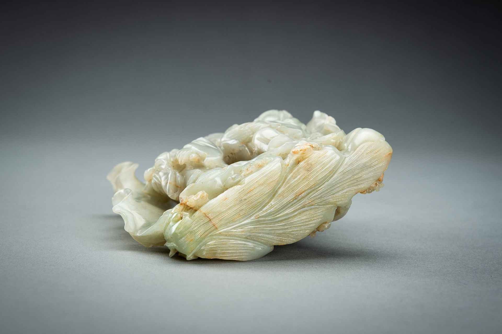 A CELADON JADE Â´HEHE ERXIANÂ´ GROUP, c. 1920s - Image 14 of 14