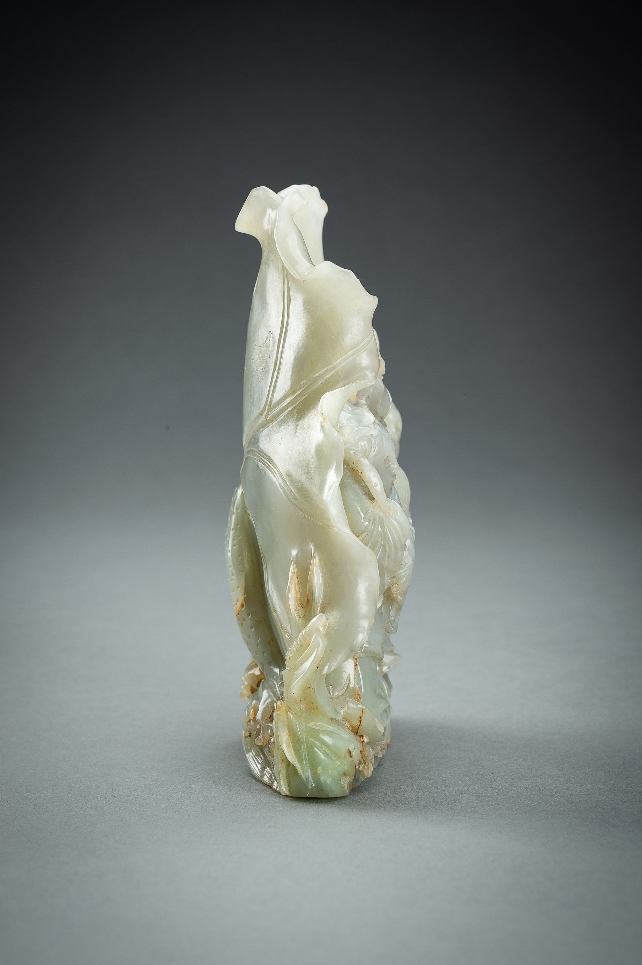 A CELADON JADE Â´HEHE ERXIANÂ´ GROUP, c. 1920s - Image 12 of 14