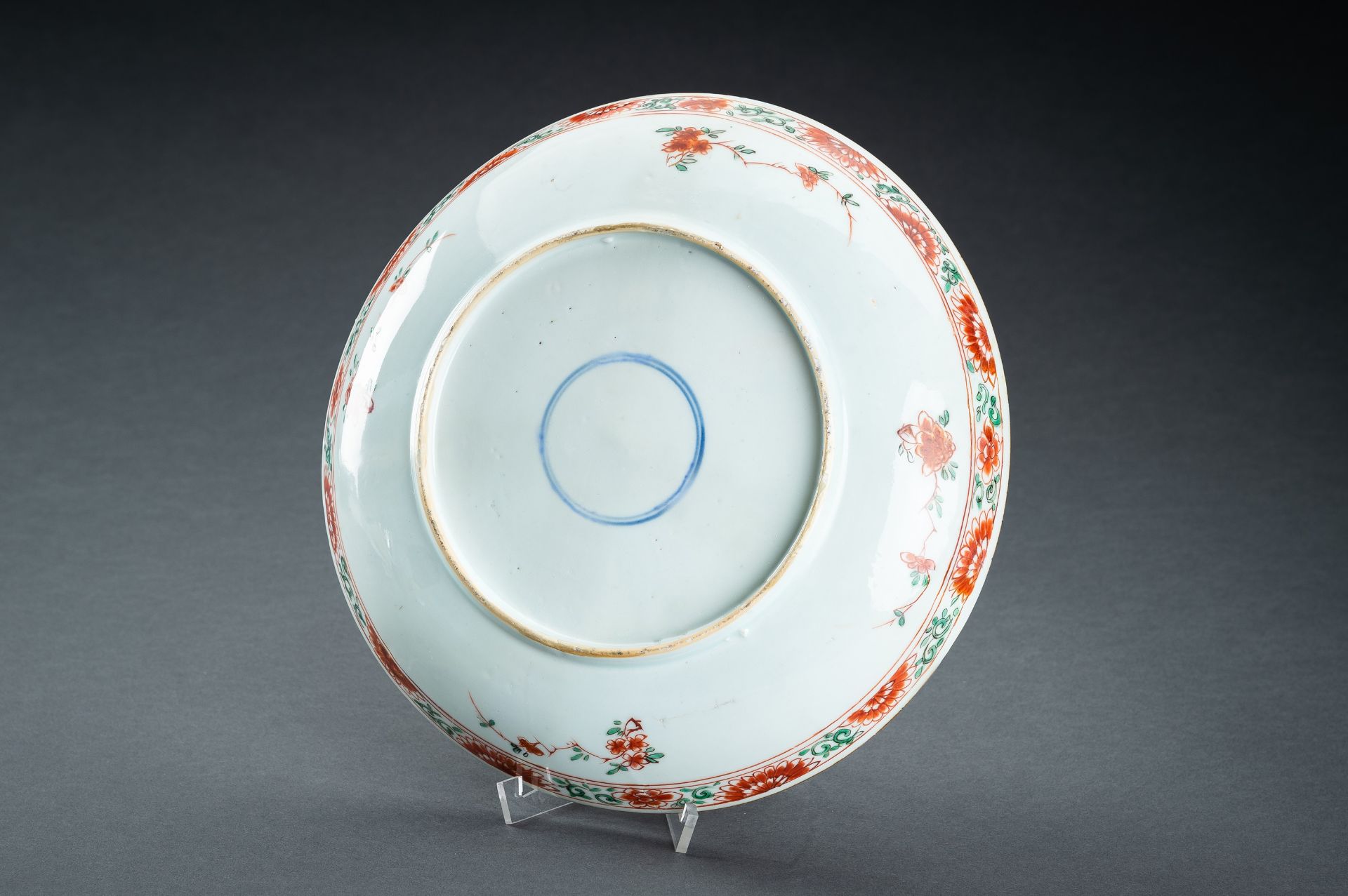 A FAMILLE VERTE 'PHOENIX AND FLOWER' DISH, QING - Bild 12 aus 13