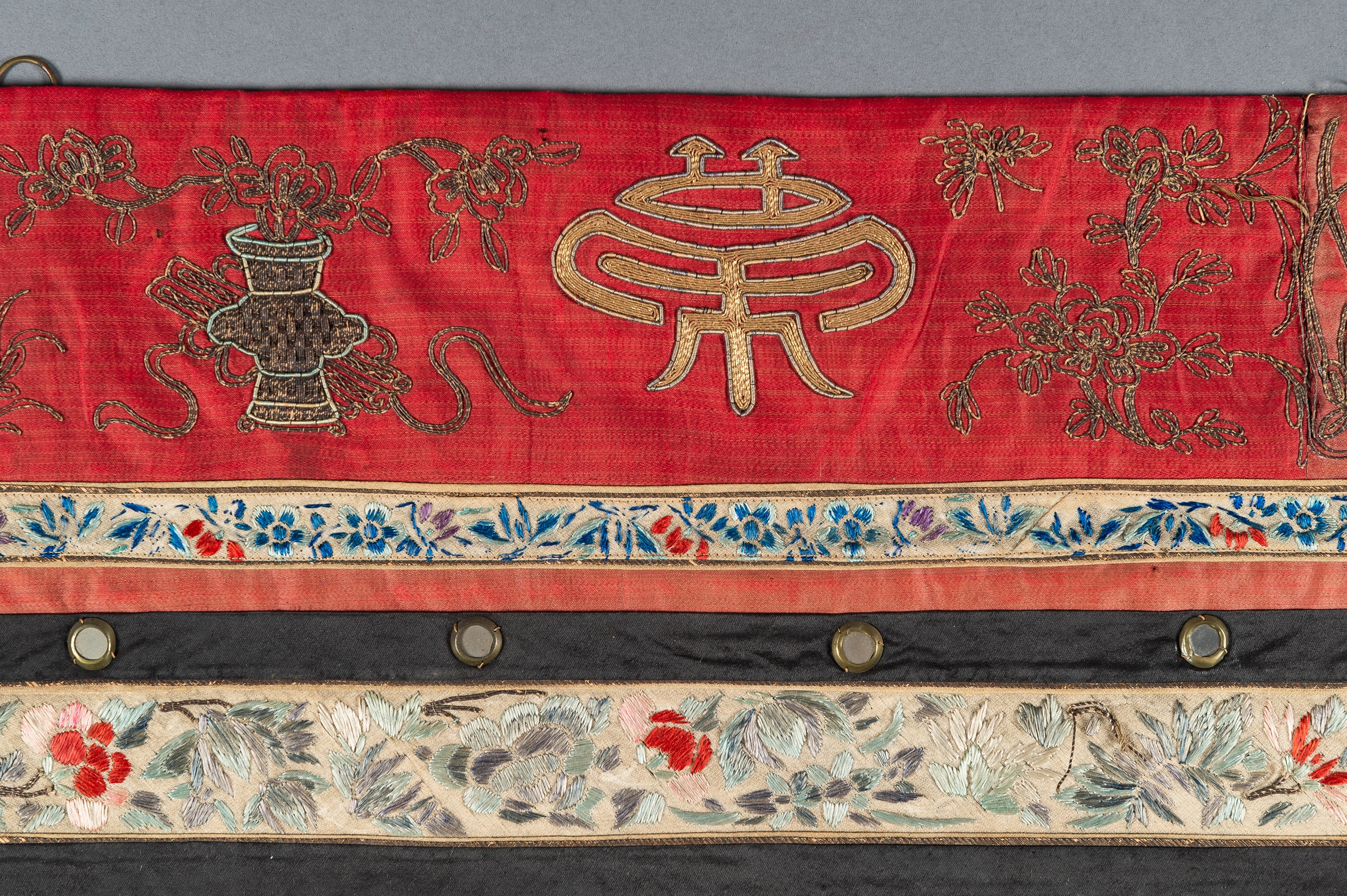 A LARGE EMBROIDERED WALL PANEL, QING - Image 24 of 26