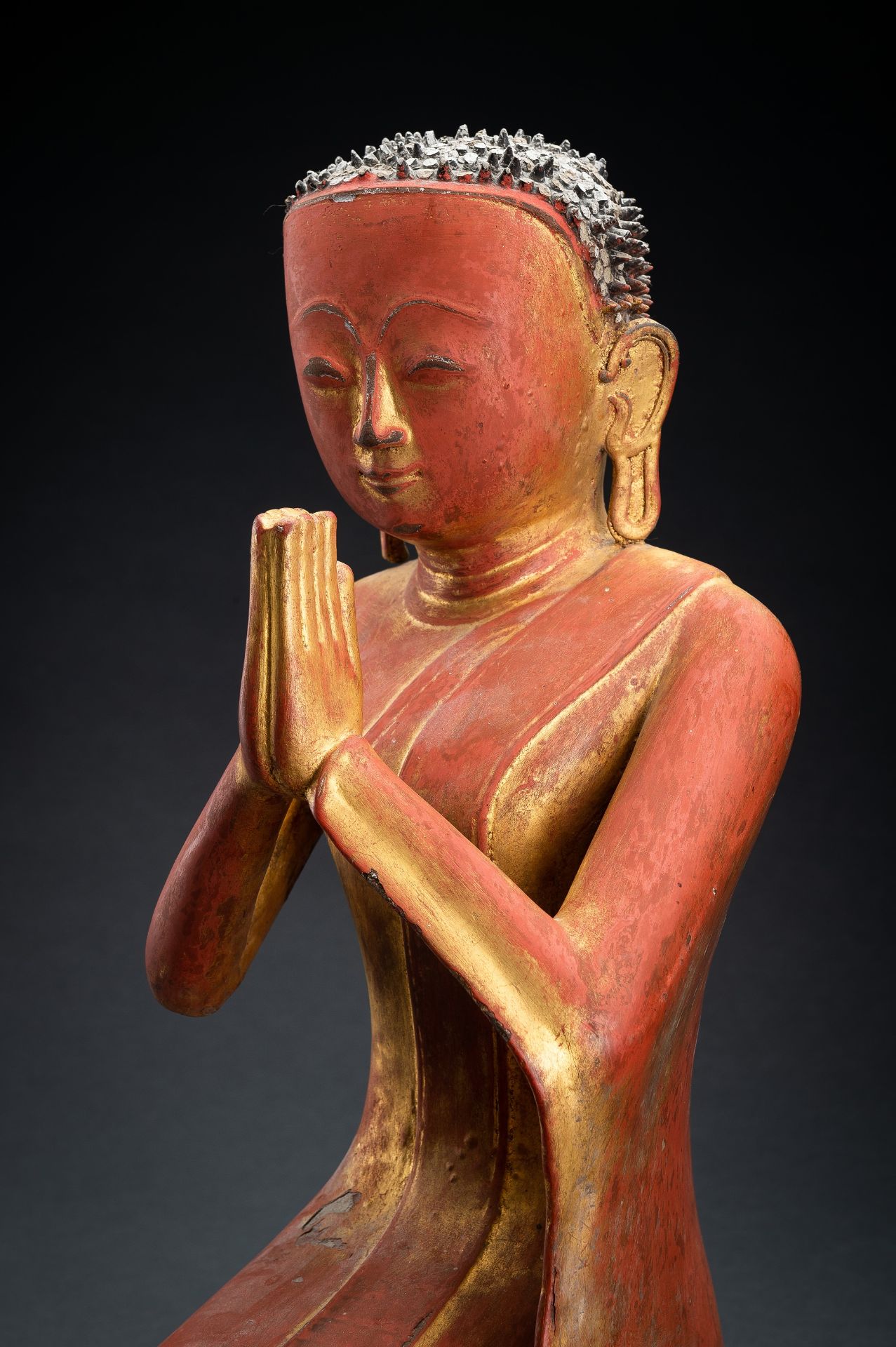 A BURMESE LACQUERED PAPER MACHE FIGURE OF A MONK, 18th - 19th CENTURY - Image 11 of 15