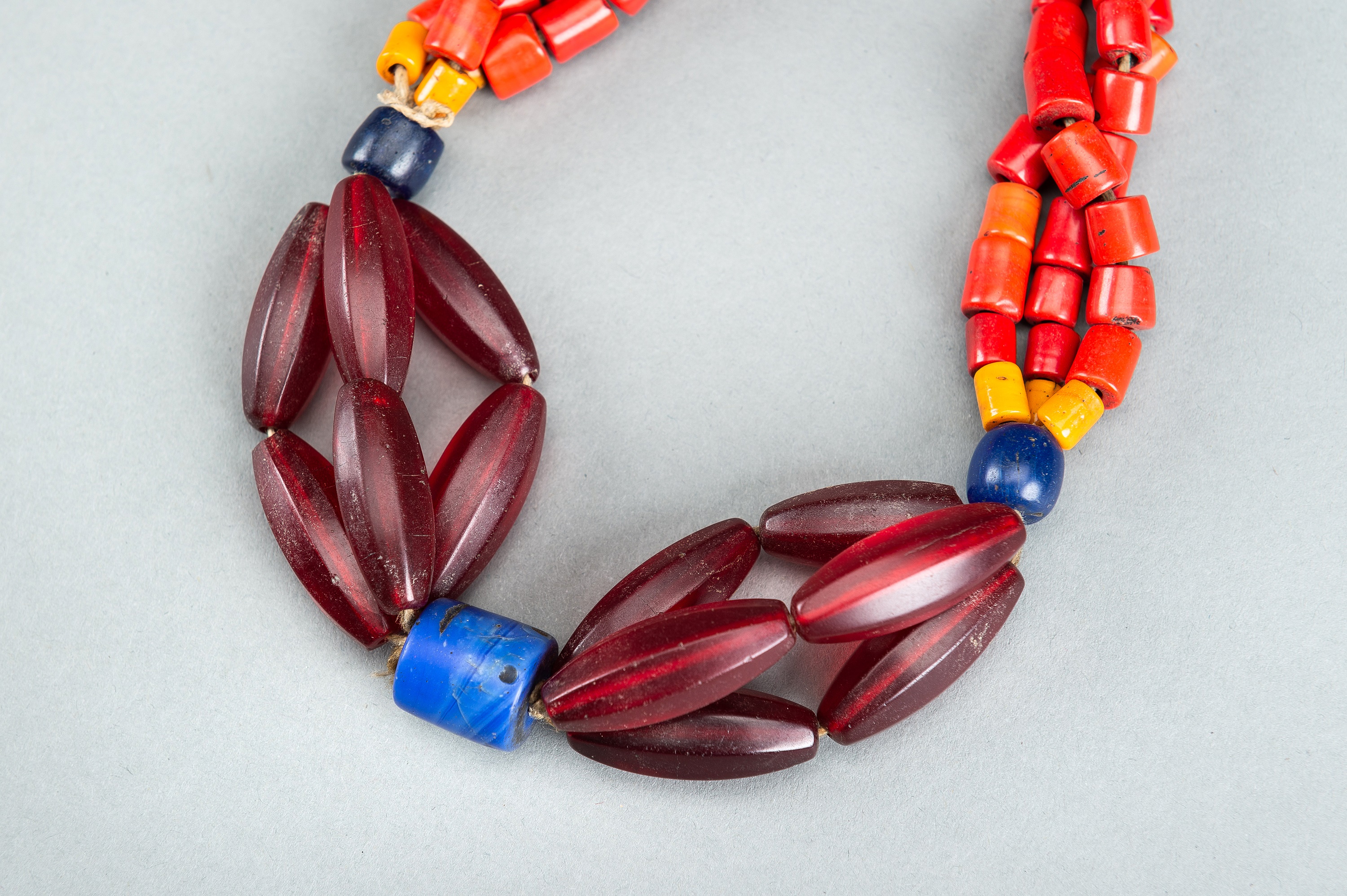 A NAGALAND MULTI-COLORED GLASS NECKLACE, c. 1900s - Image 2 of 9