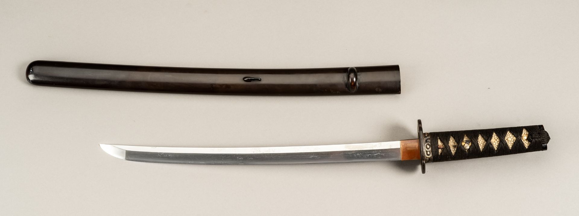 YOSHII YOSHINORI: A WAKIZASHI IN KOSHIRAE