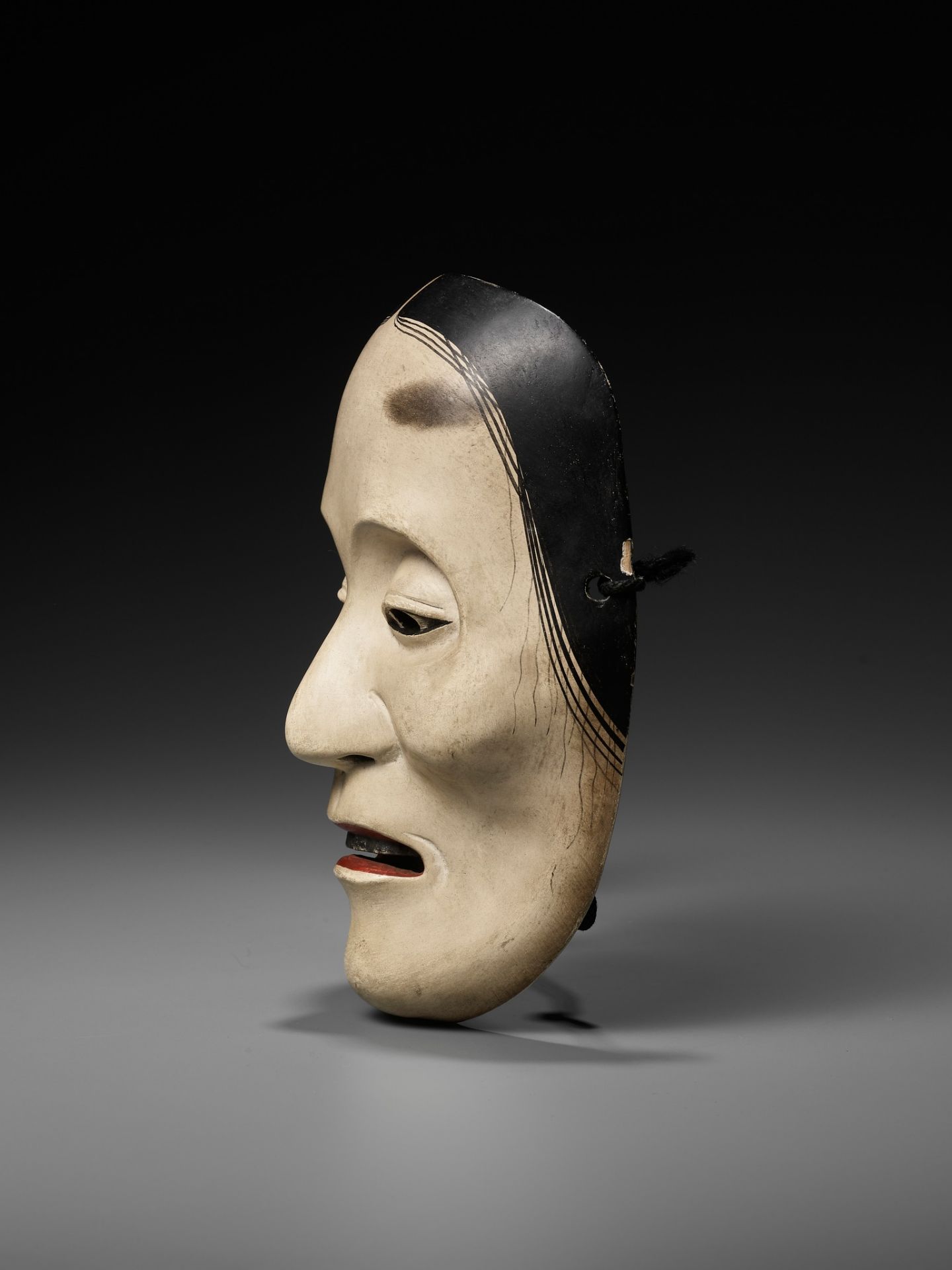 A RARE NOH MASK OF YASE-ONNA - Bild 4 aus 10